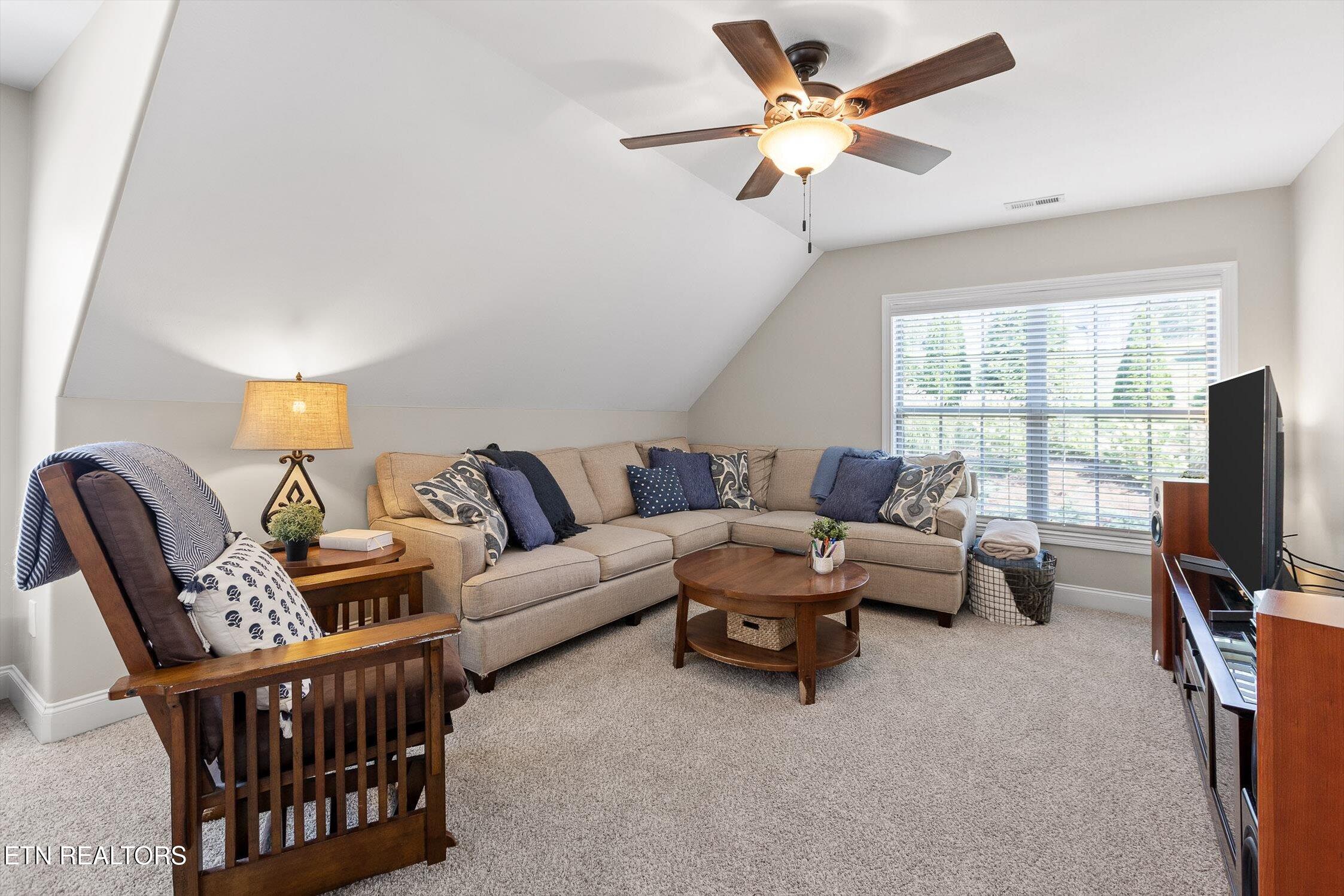 10045 Fox Cove Road Knoxville TN 37922