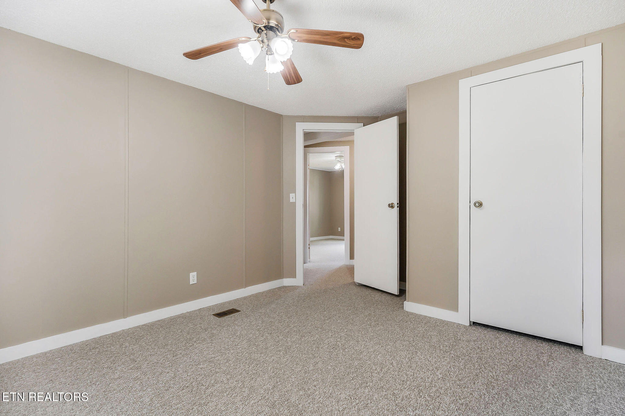 572 Lakeside Road Byrdstown TN 38549
