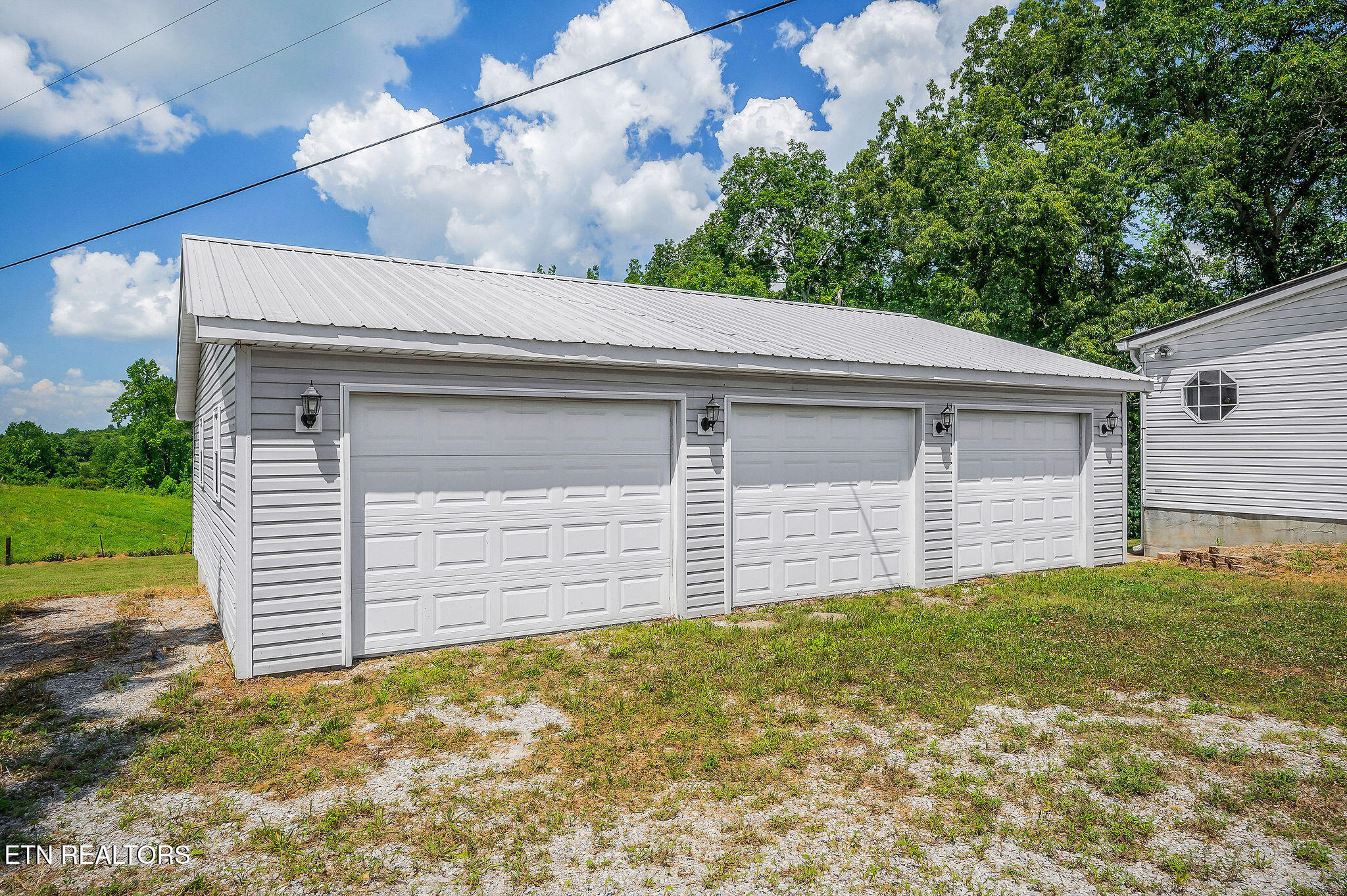 572 Lakeside Road Byrdstown TN 38549