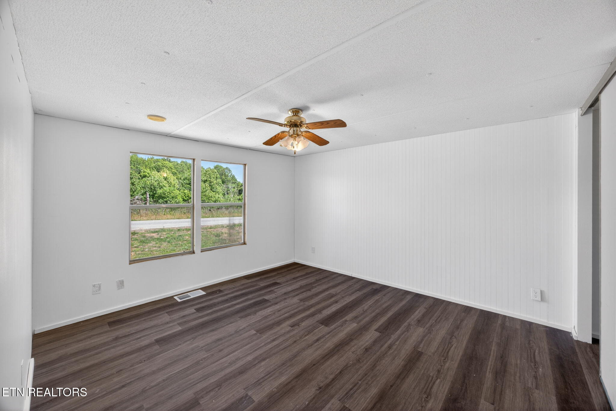 1086 O D Rogers Road Baxter TN 38544