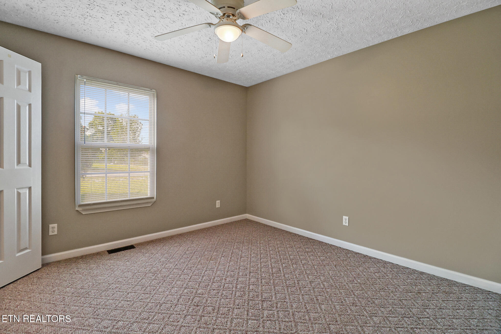 661 Grace Hill Drive Crossville TN 38571