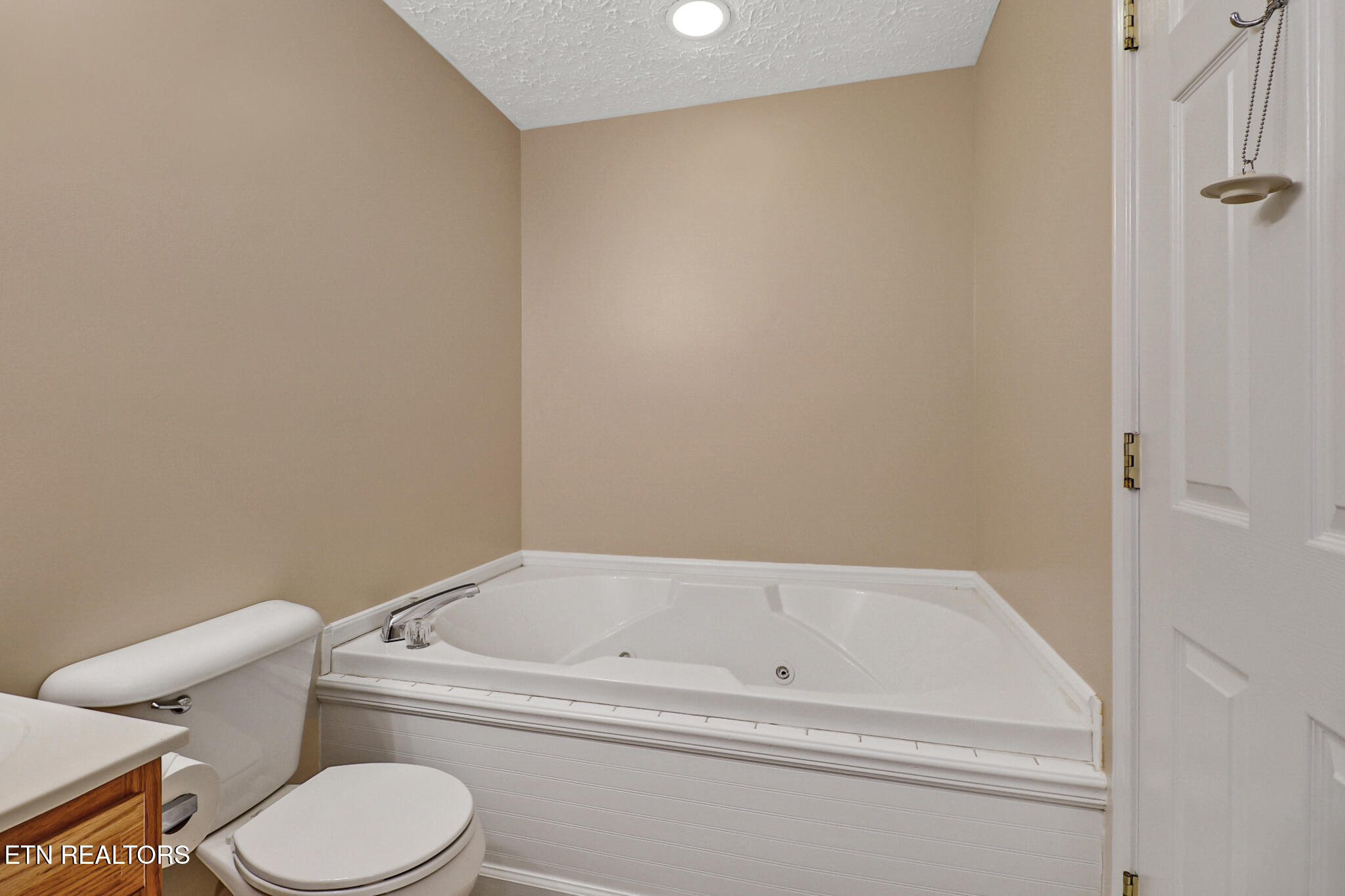 661 Grace Hill Drive Crossville TN 38571