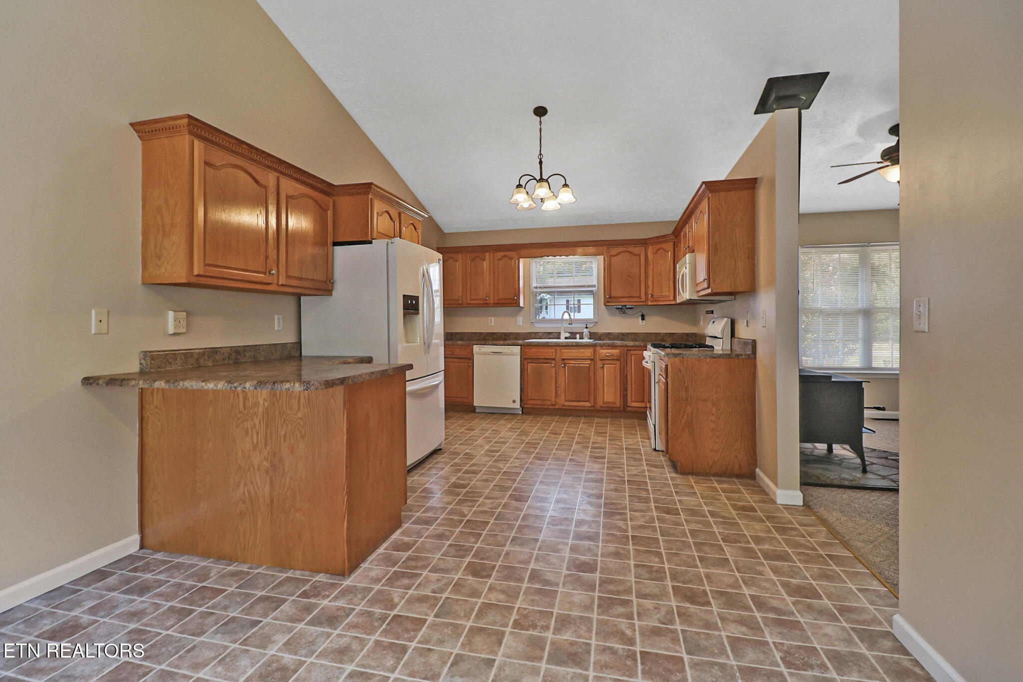 661 Grace Hill Drive Crossville TN 38571