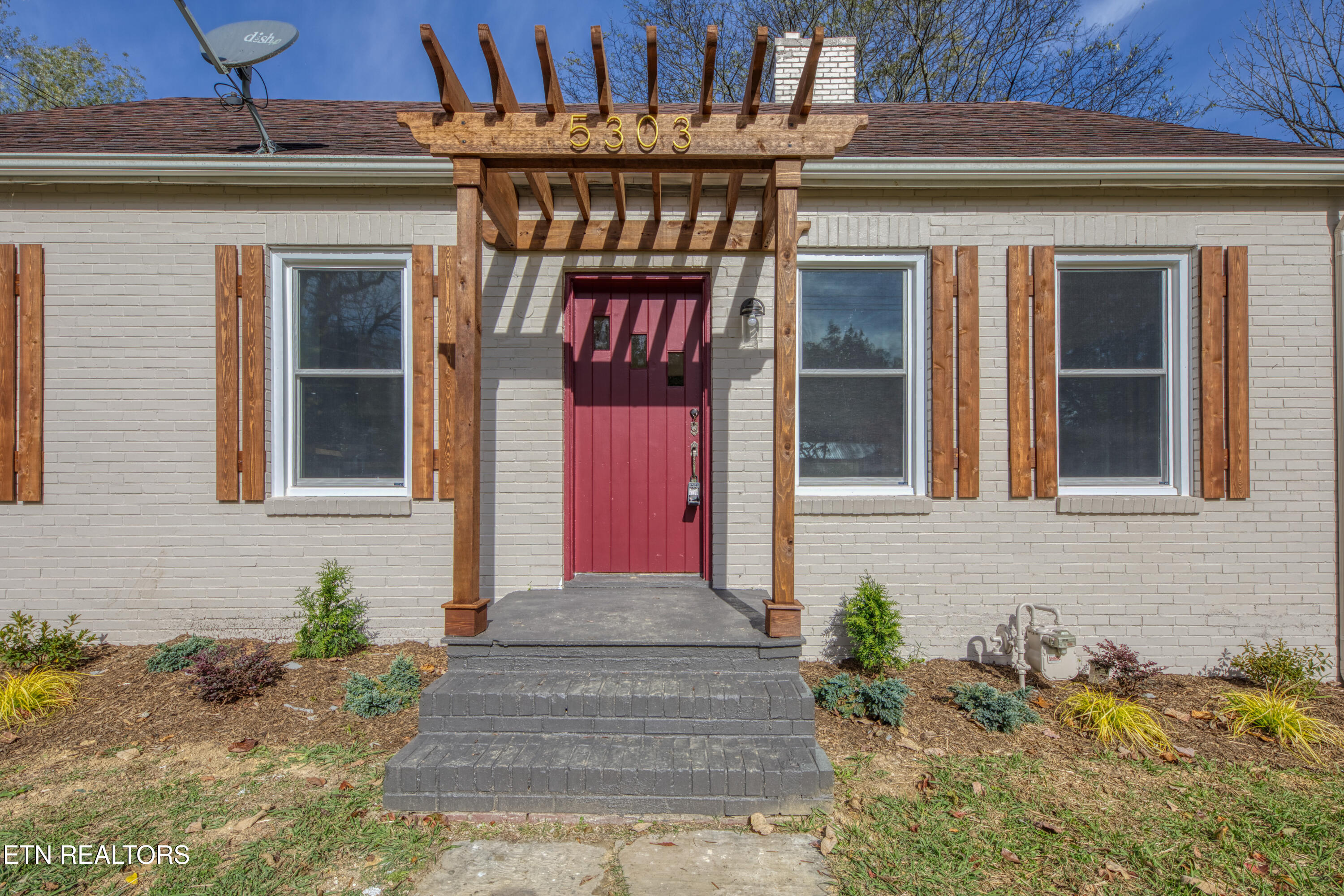 5303 Holston Drive Knoxville TN 37914