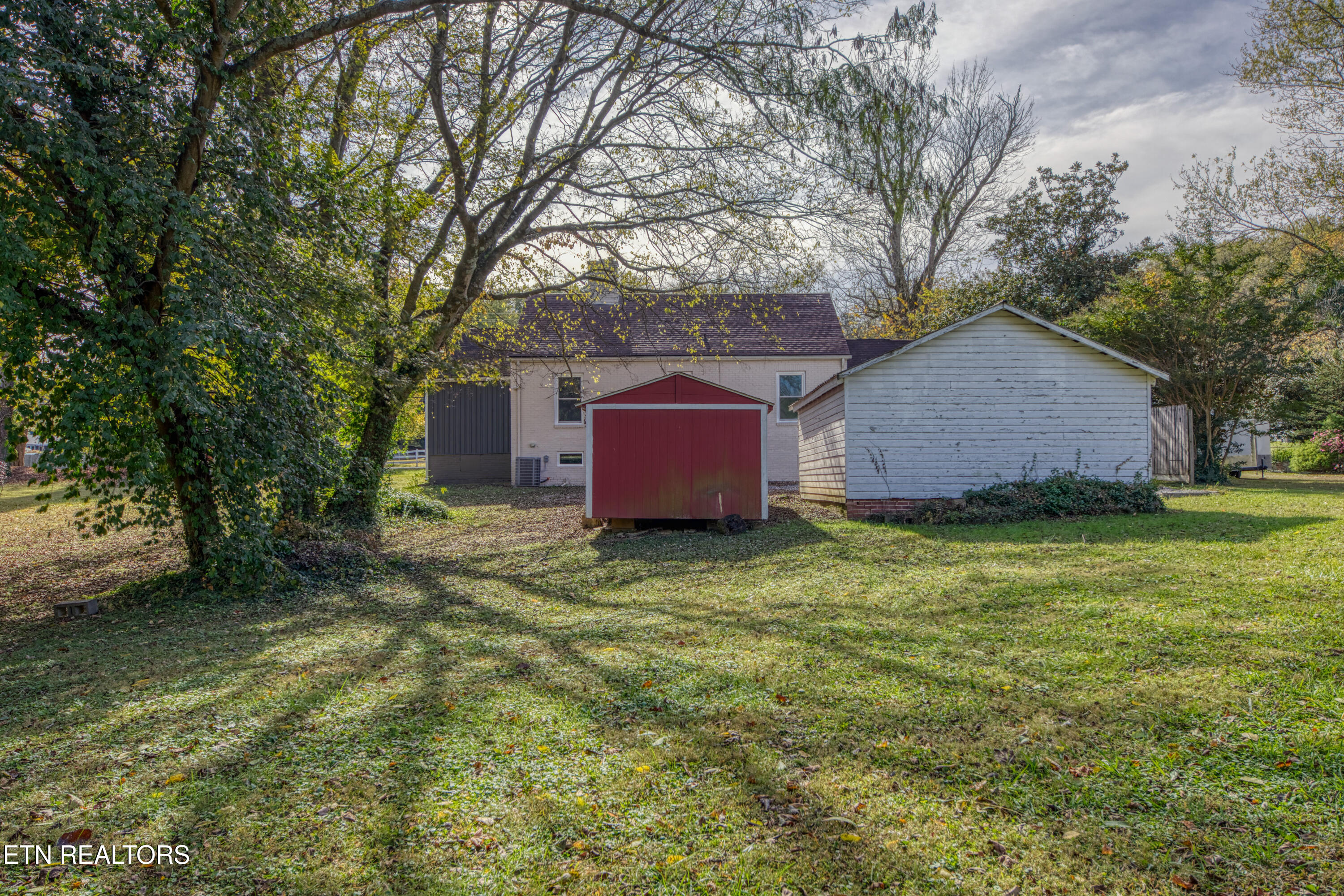 5303 Holston Drive Knoxville TN 37914
