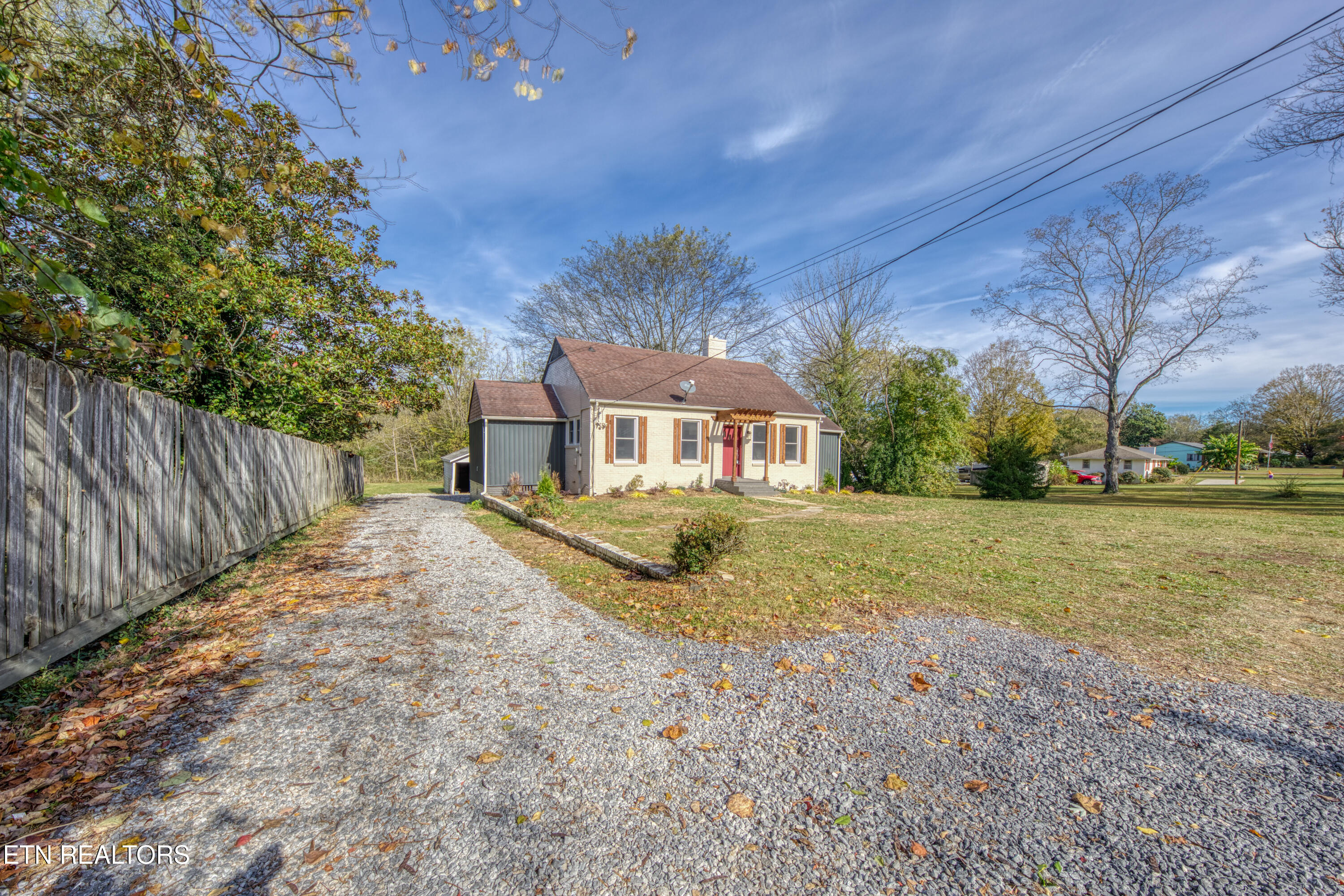 5303 Holston Drive Knoxville TN 37914