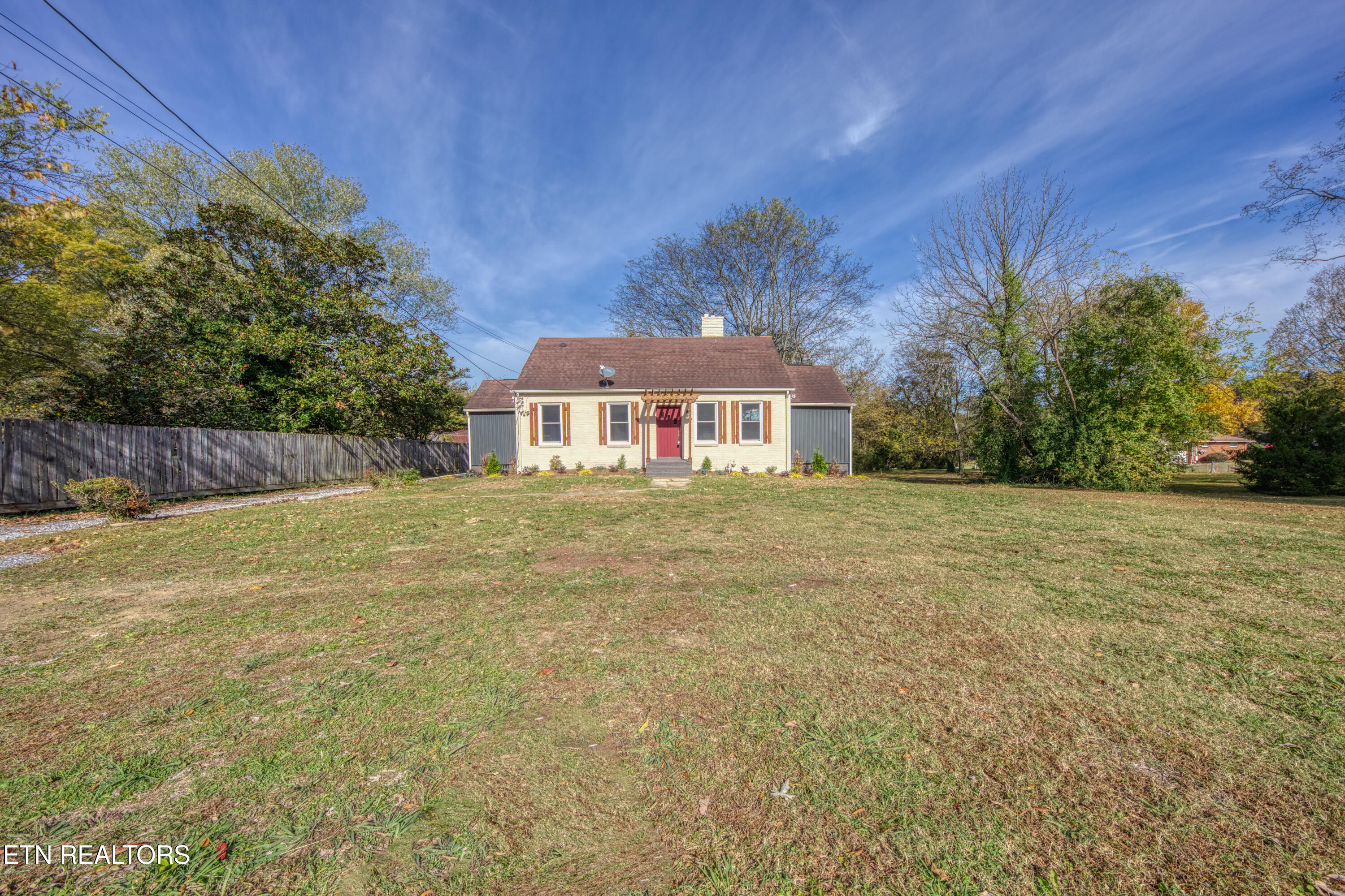 5303 Holston Drive Knoxville TN 37914