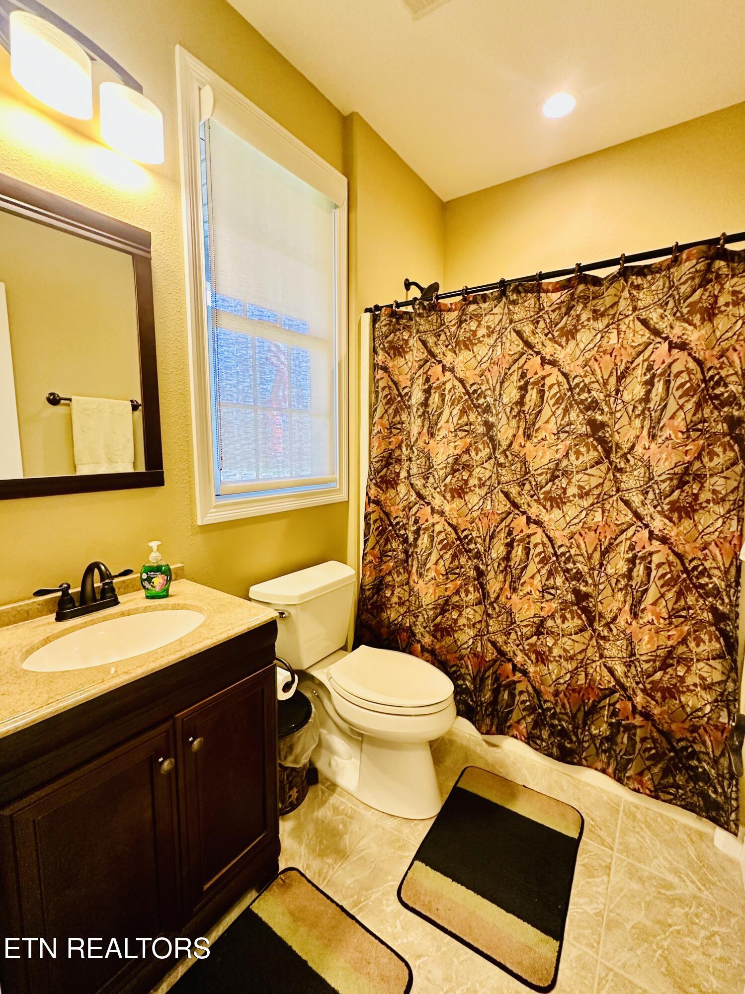 80 Upper Eagles Nest Road Crab Orchard TN 37723
