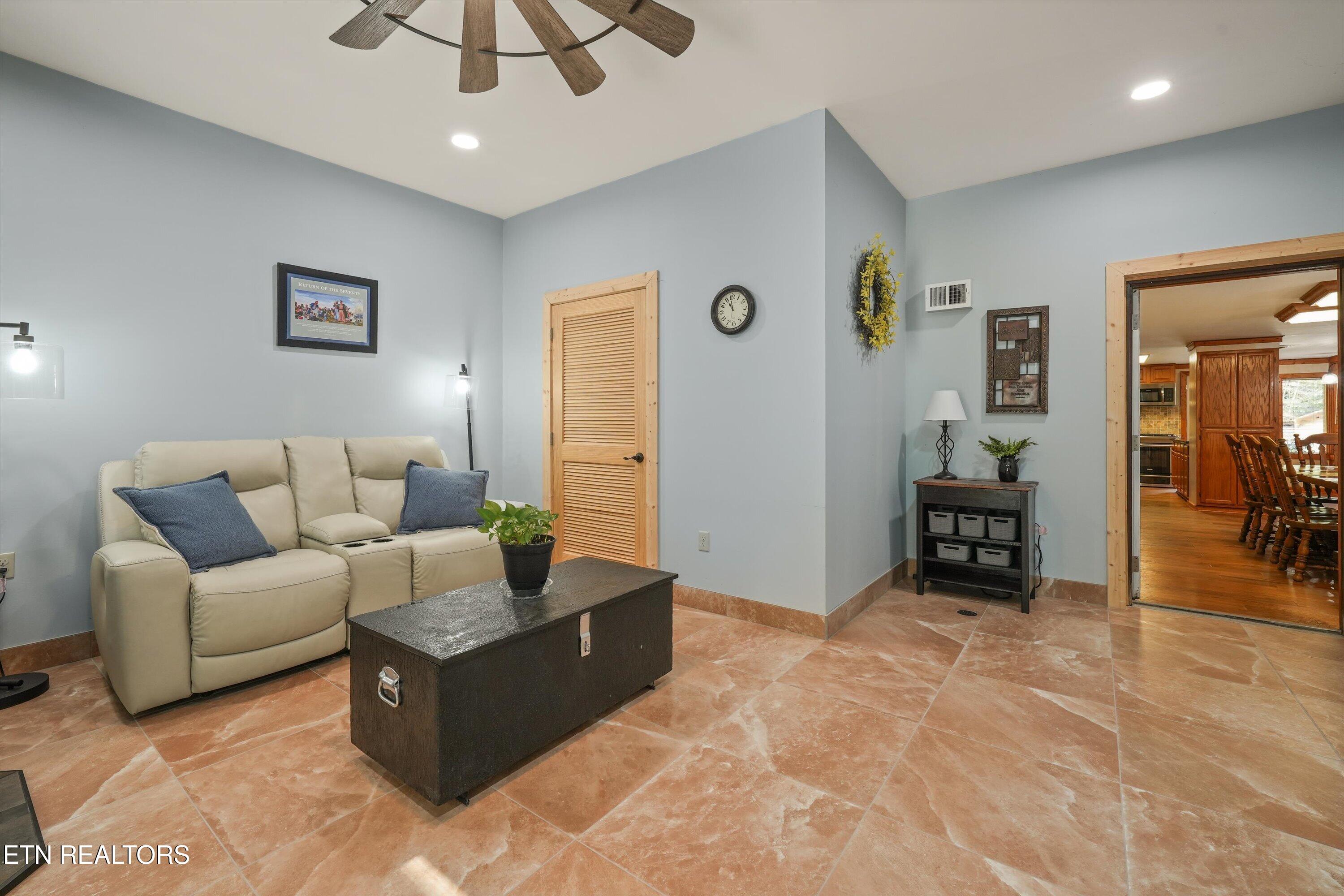 1015 Reagan Springs Road Seymour TN 37865