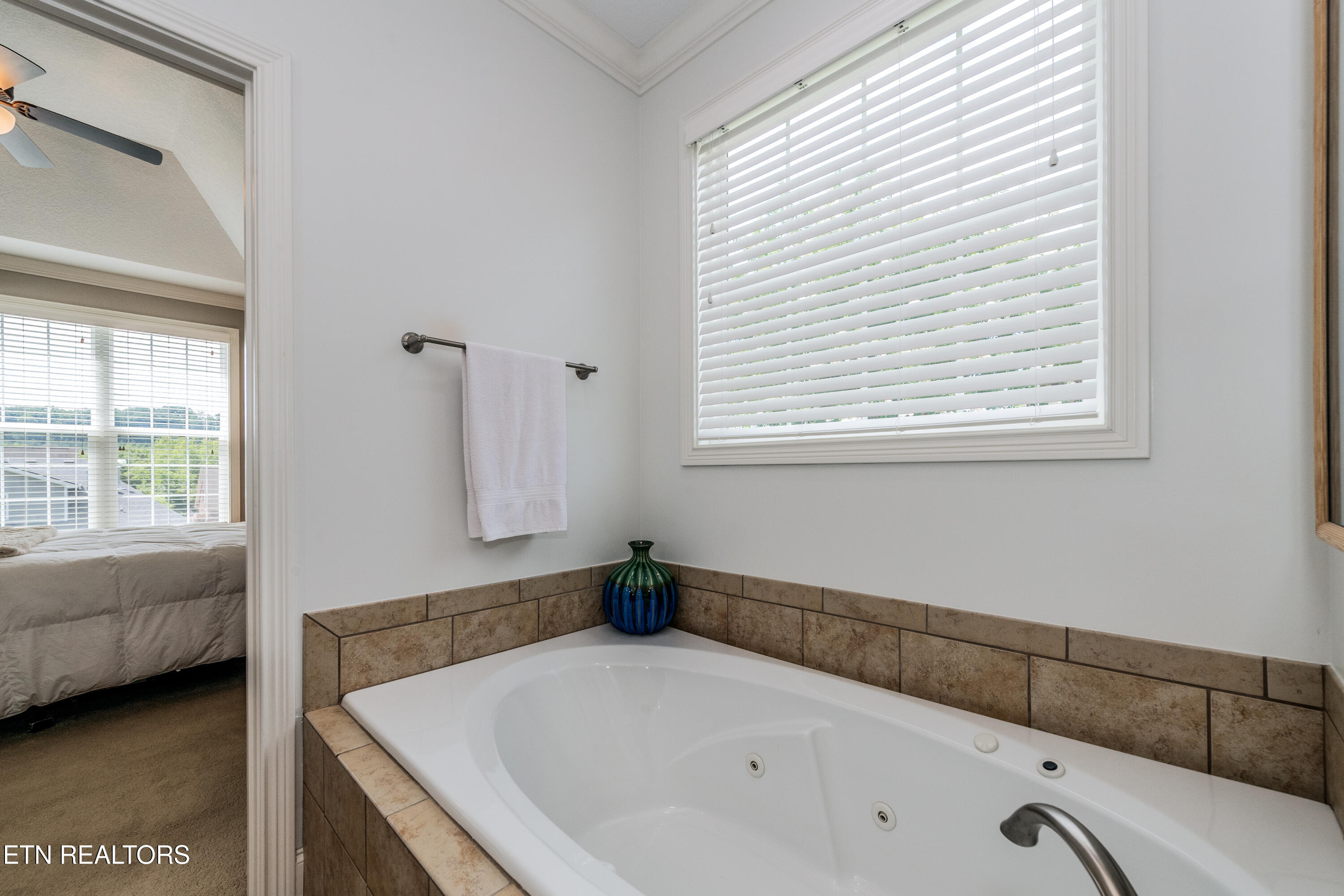 5731 Enchanted Lane Knoxville TN 37918