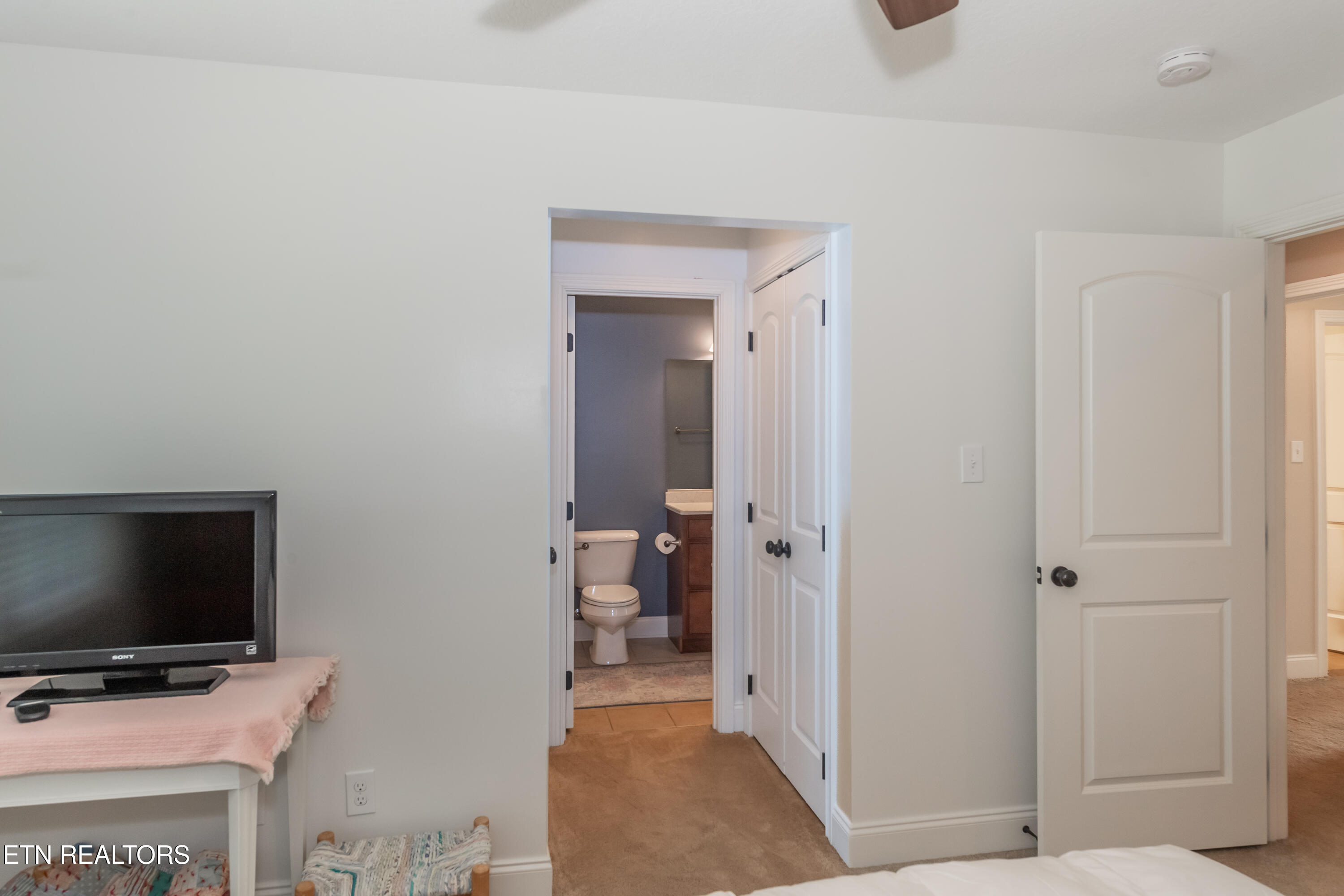 5731 Enchanted Lane Knoxville TN 37918