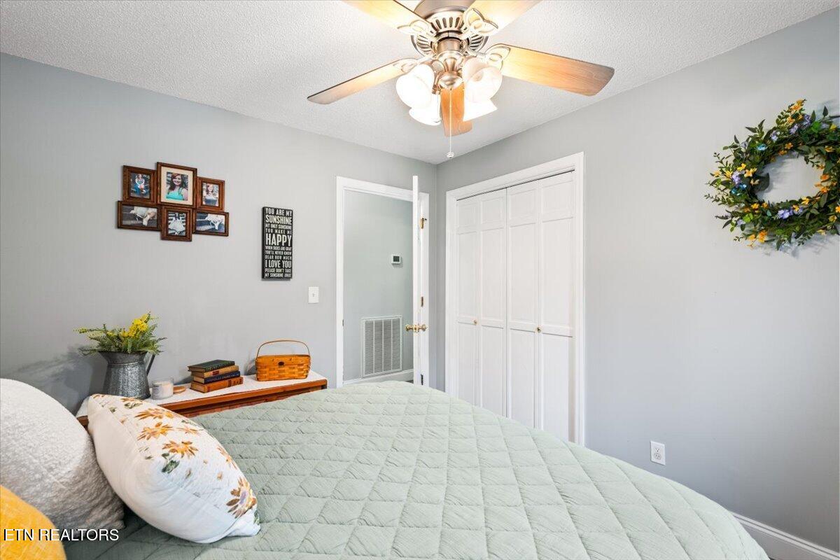 345 Mckinney Road Lafollette TN 37766