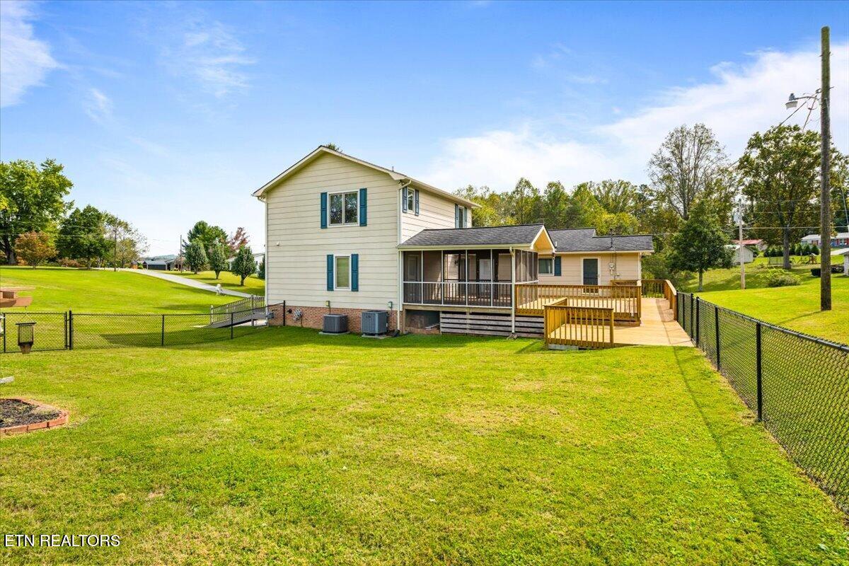 345 Mckinney Road Lafollette TN 37766