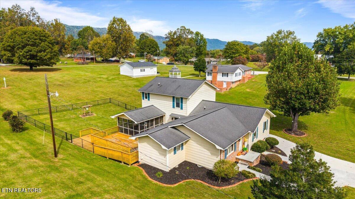 345 Mckinney Road Lafollette TN 37766