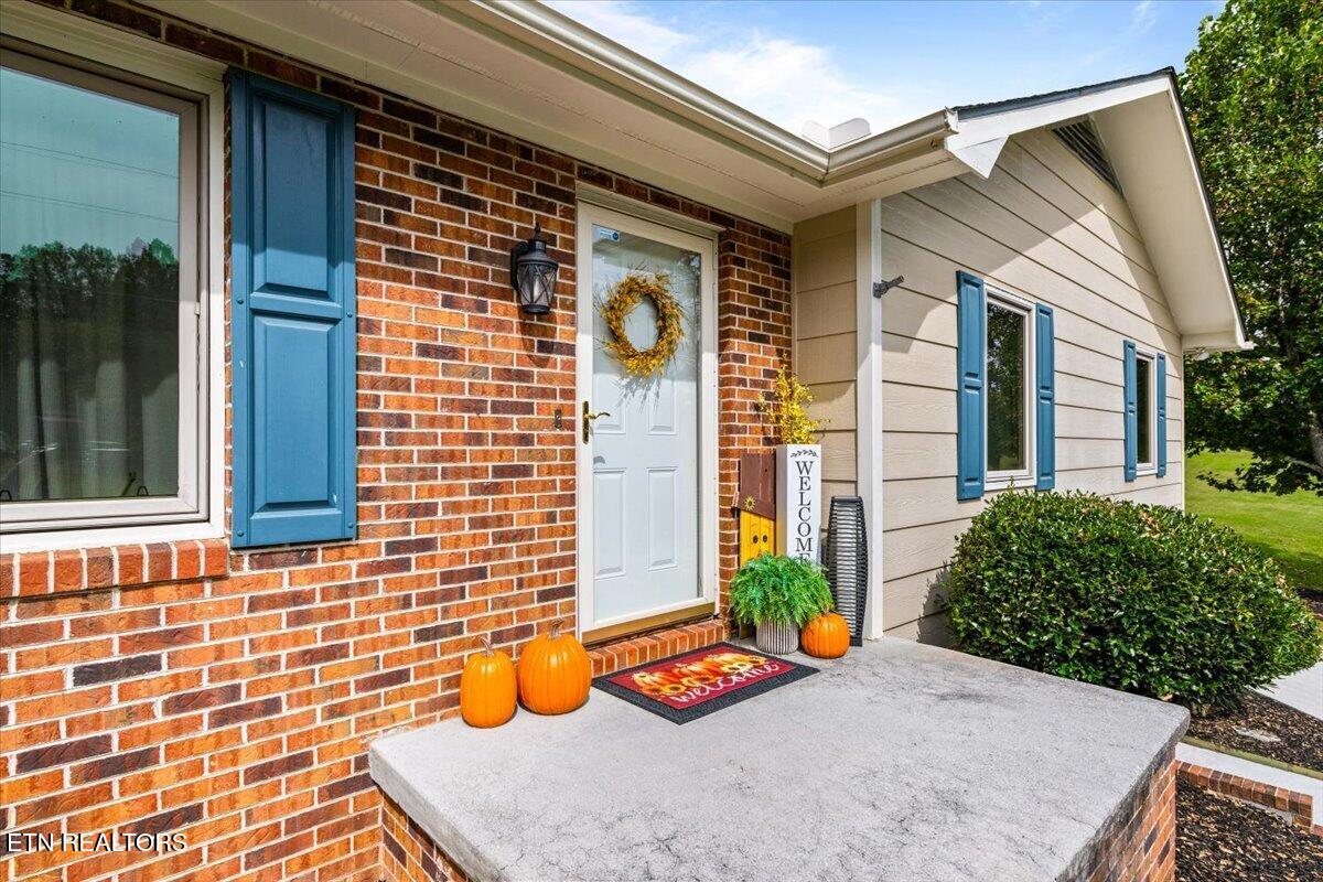 345 Mckinney Road Lafollette TN 37766