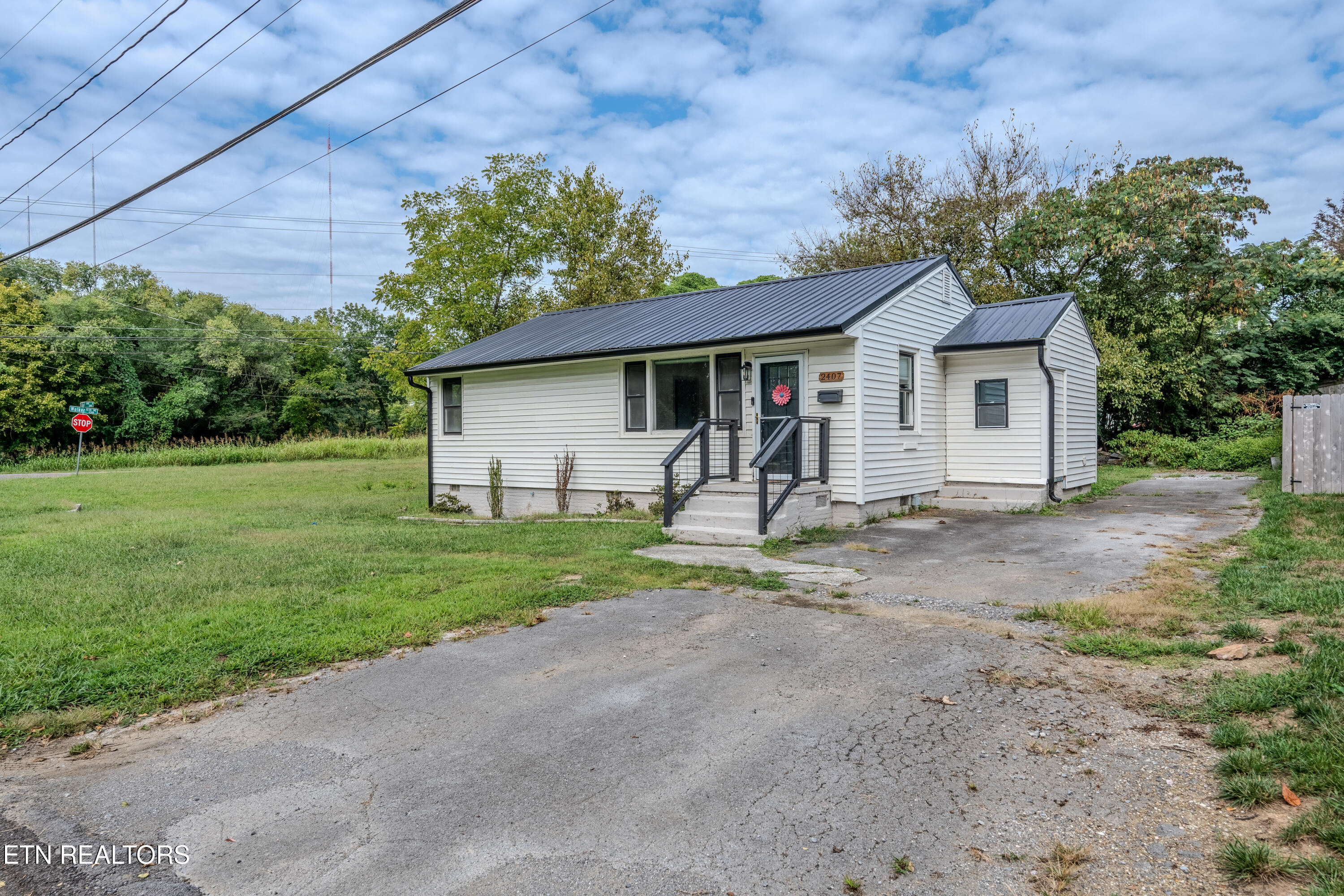 2407 Upland Avenue Knoxville TN 37917