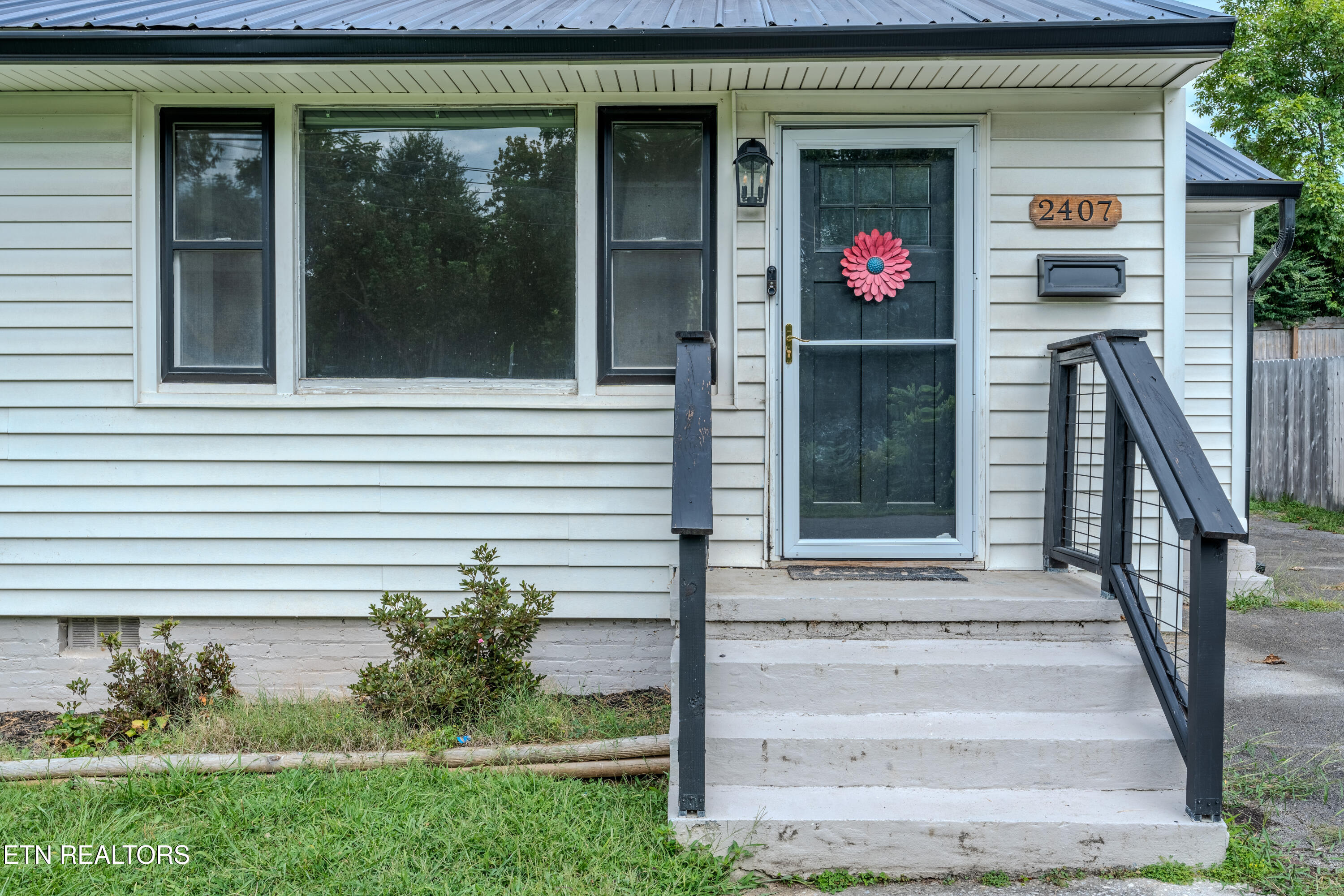 2407 Upland Avenue Knoxville TN 37917