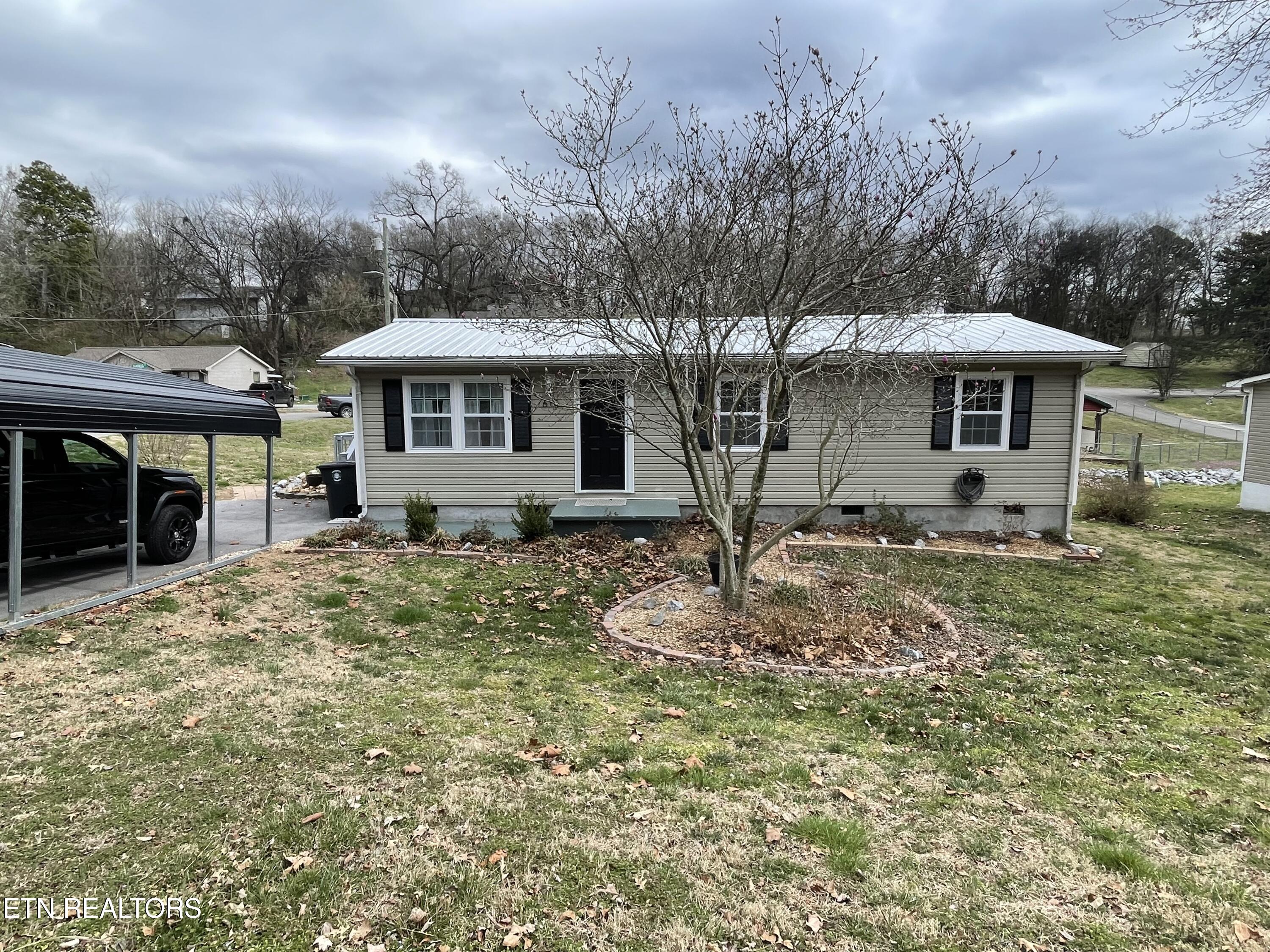 613 Clark Street Athens TN 37303