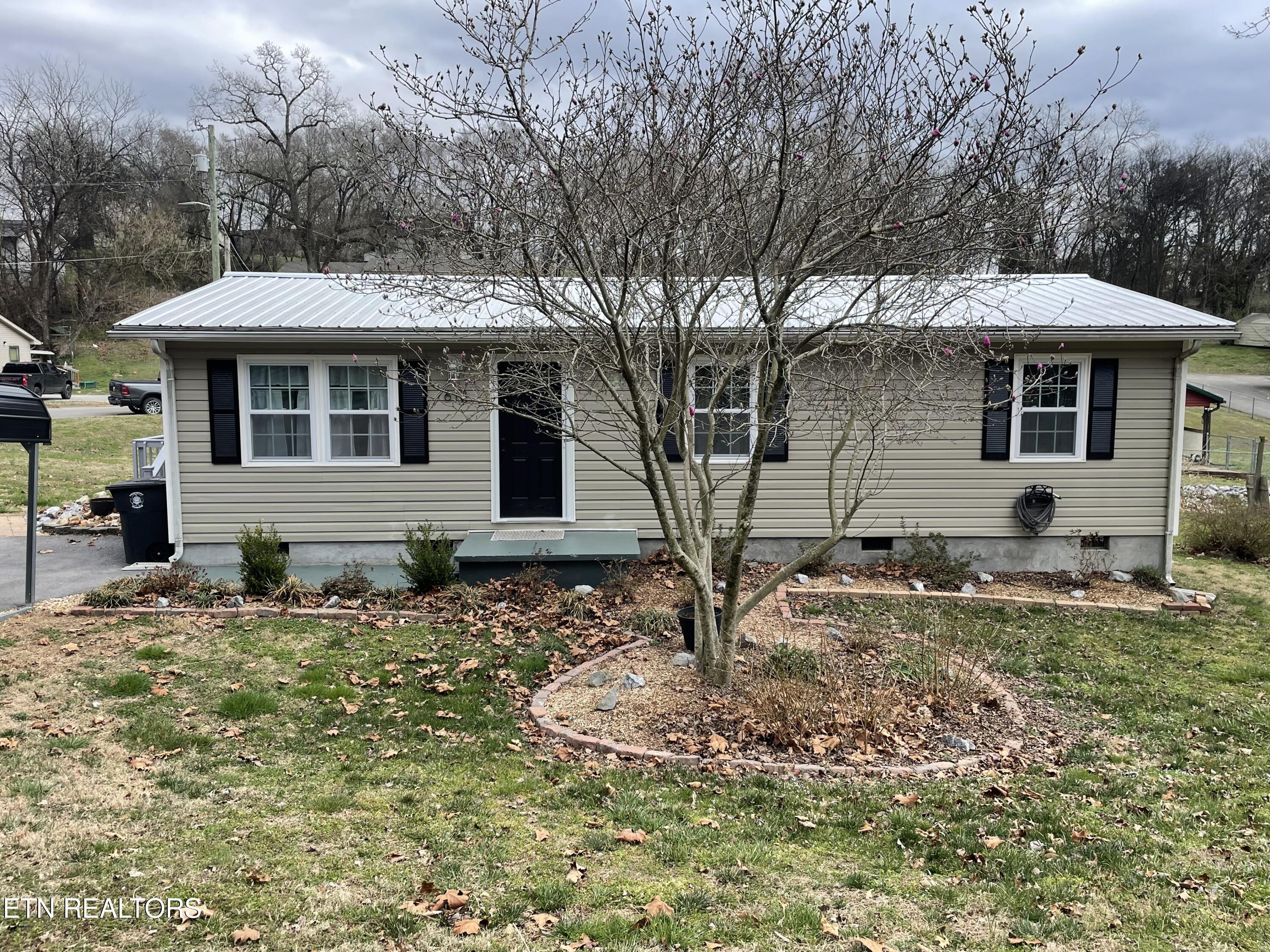 613 Clark Street Athens TN 37303