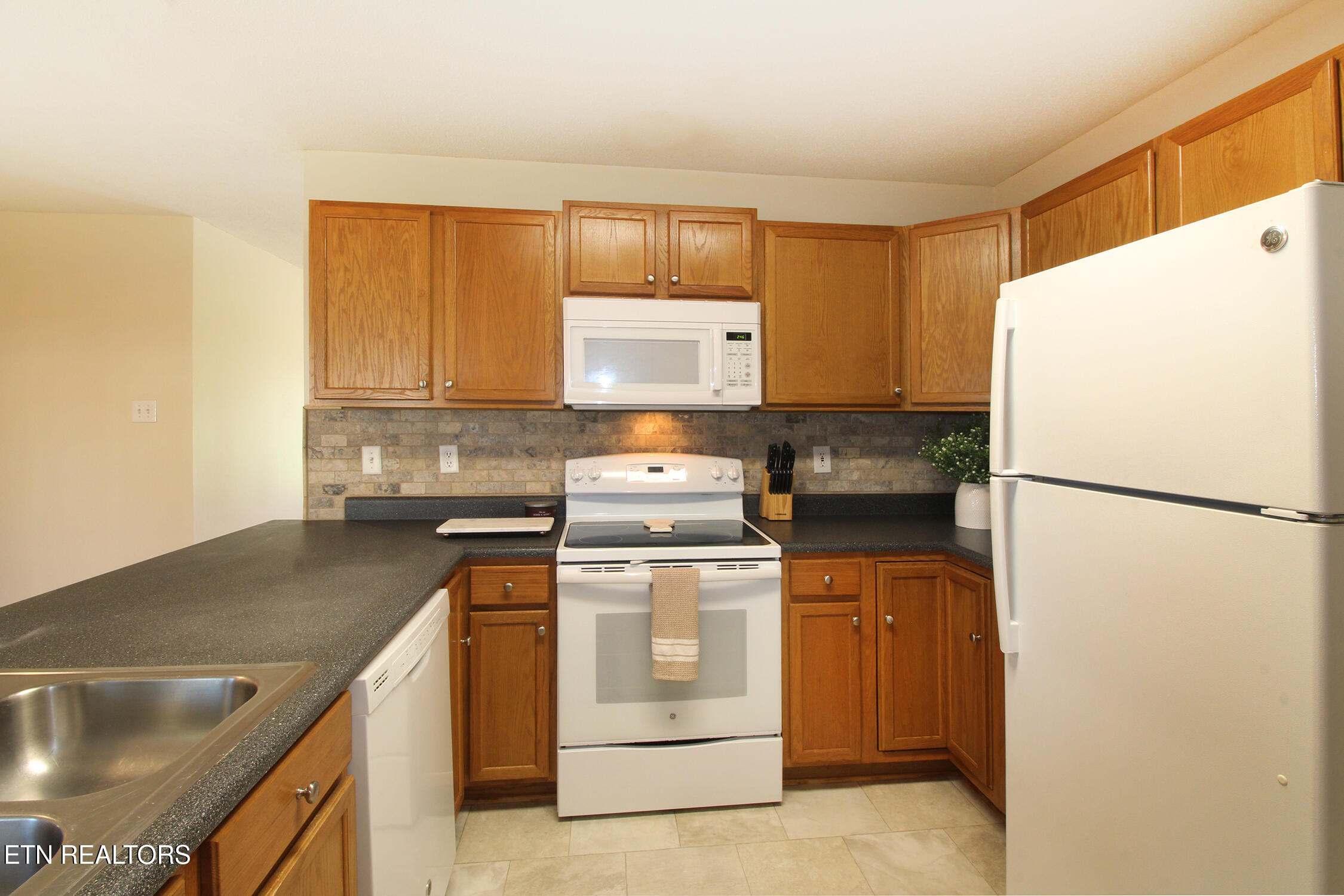 4431 Bart Giffin Road Maryville TN 37803