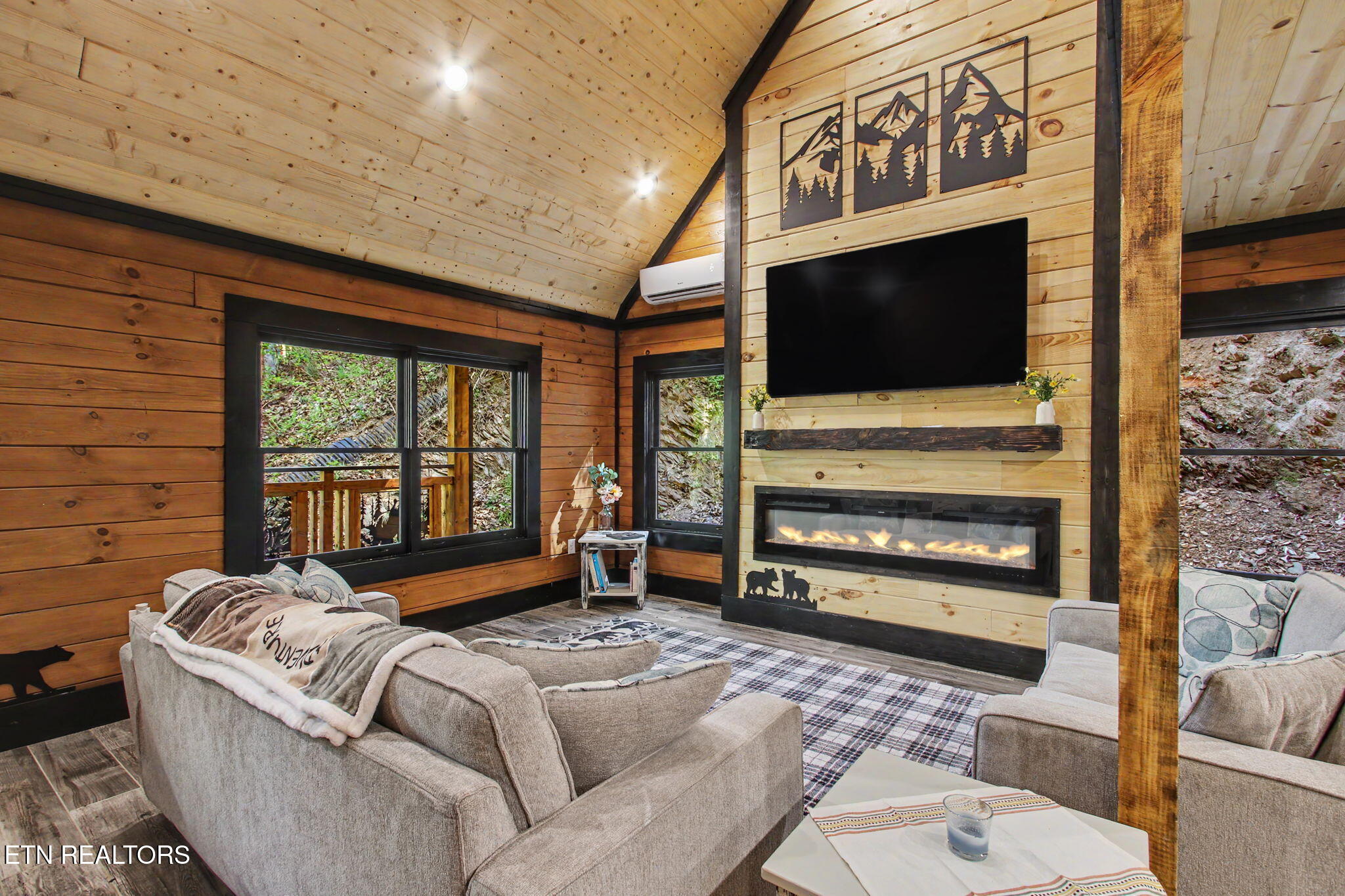 3547 Sugar Maple Loop Sevierville TN 37862