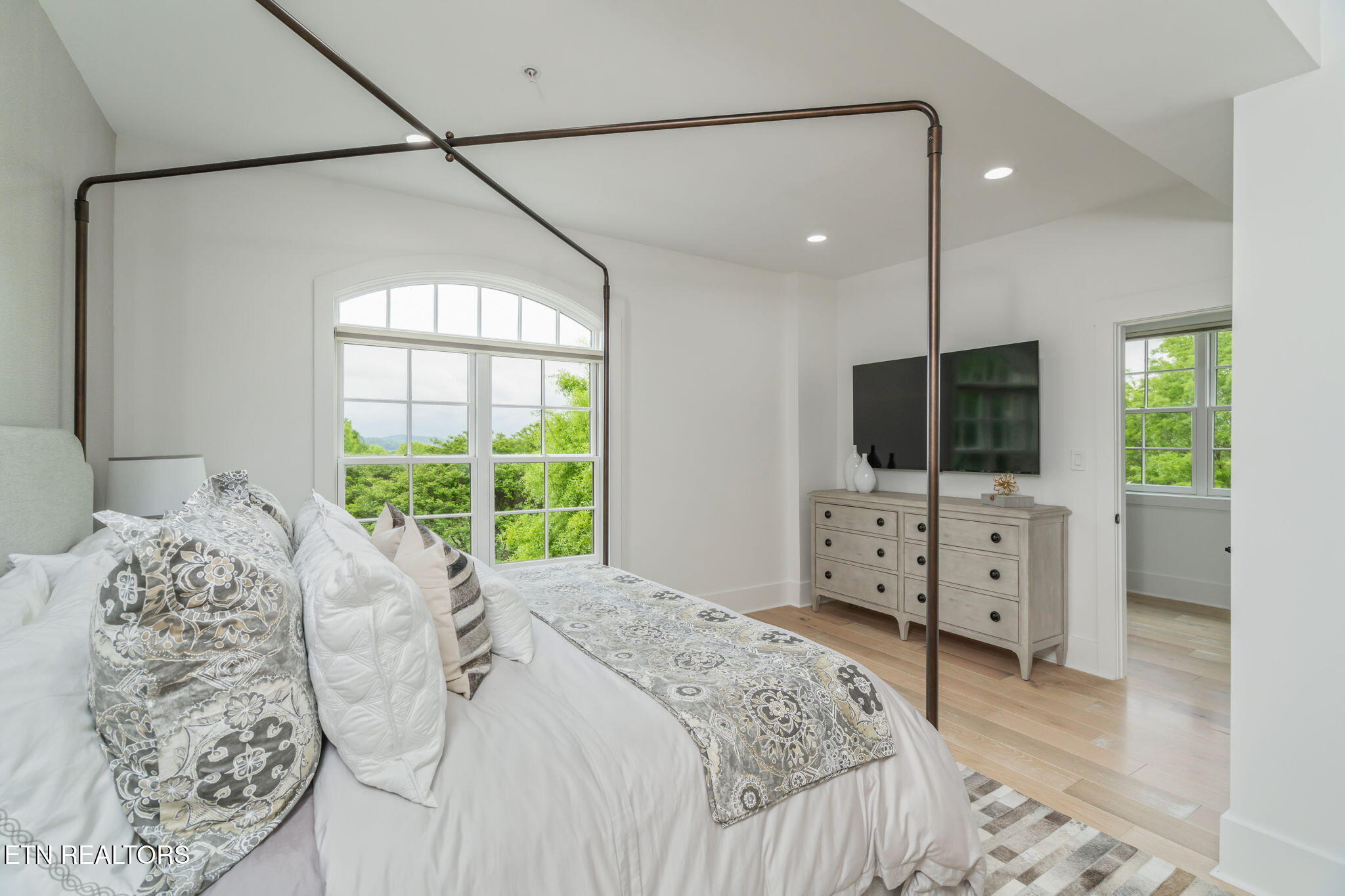 9447 Clingmans Dome Drive Knoxville TN 37922