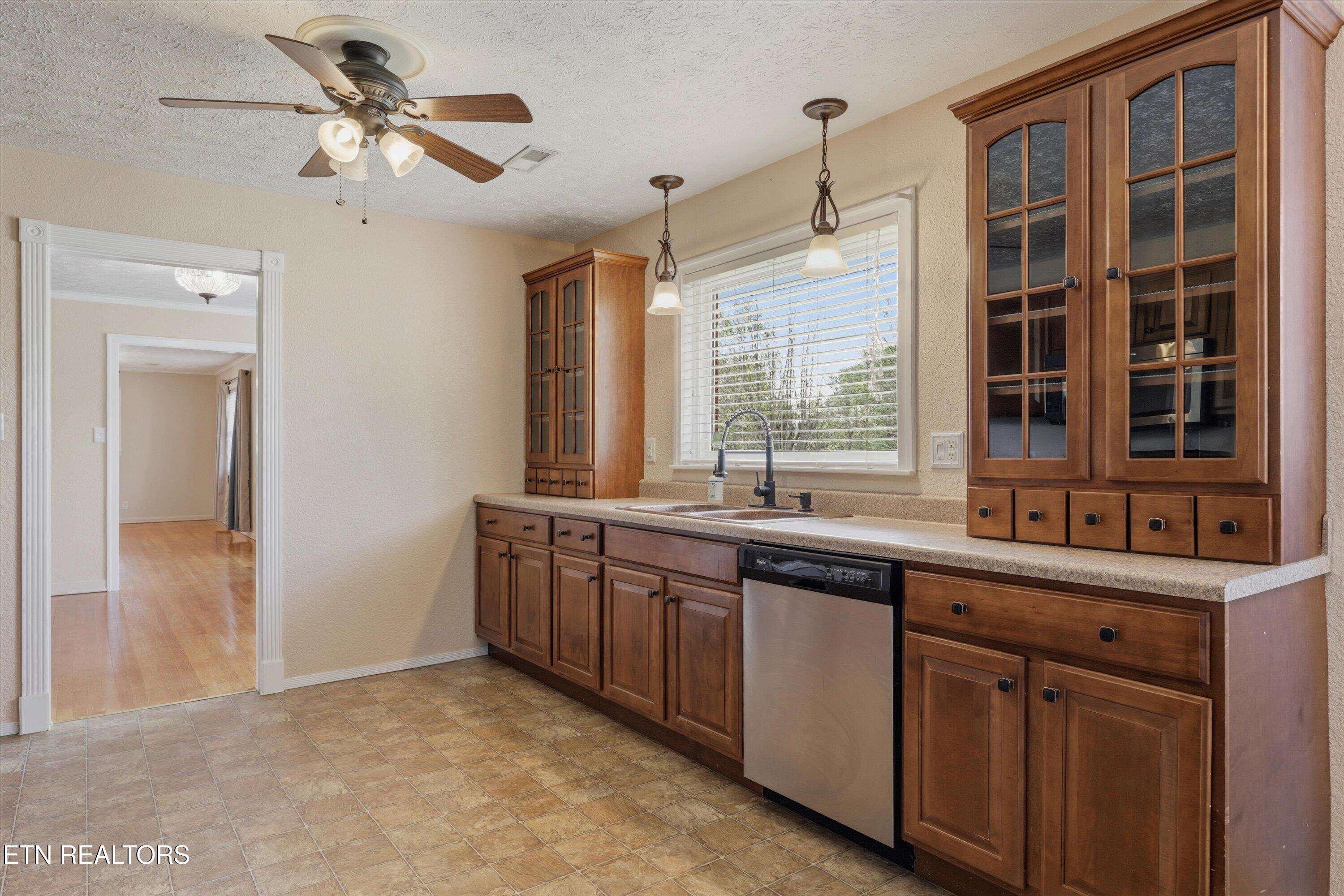 115 Spring Street Wartburg TN 37887