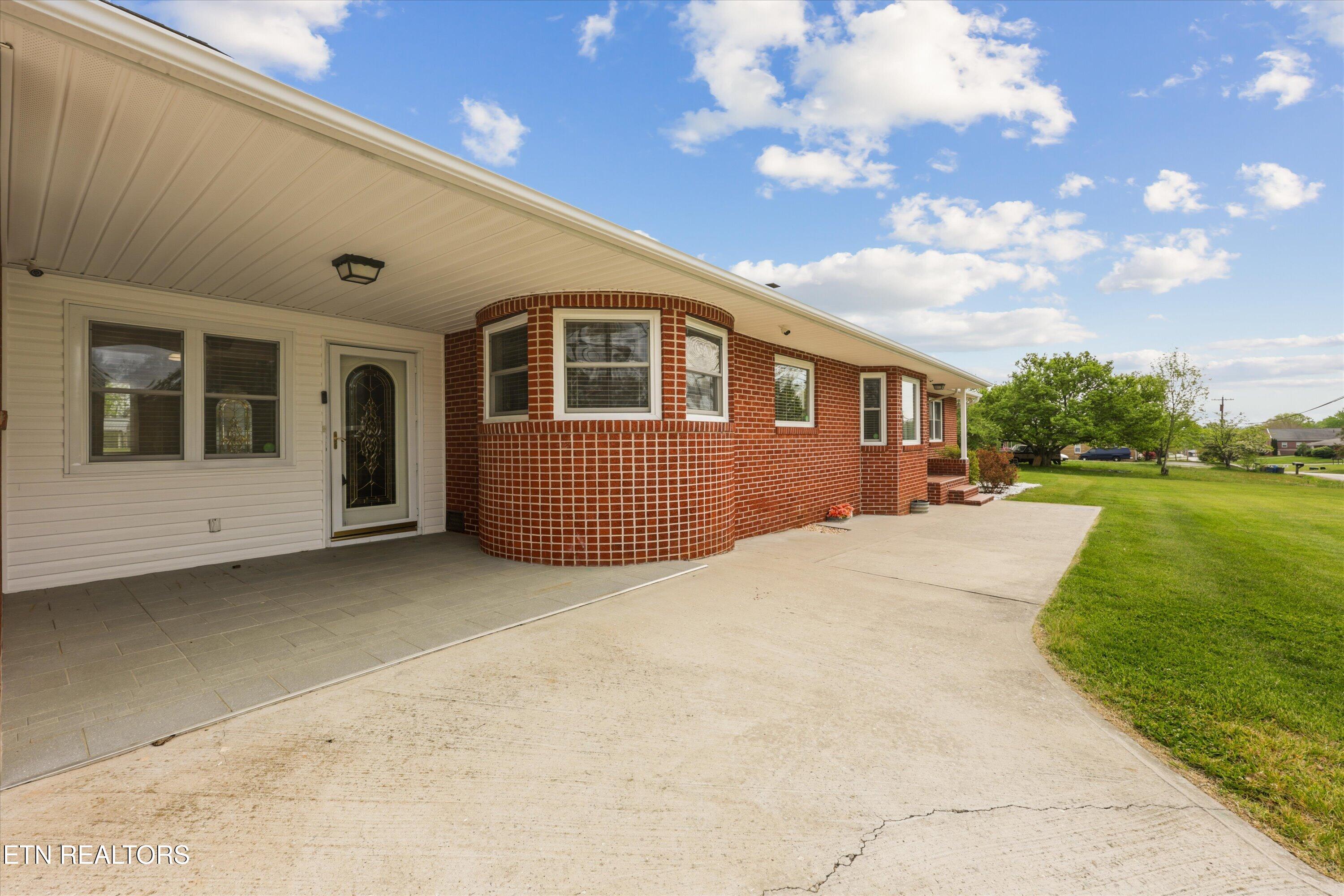115 Spring Street Wartburg TN 37887