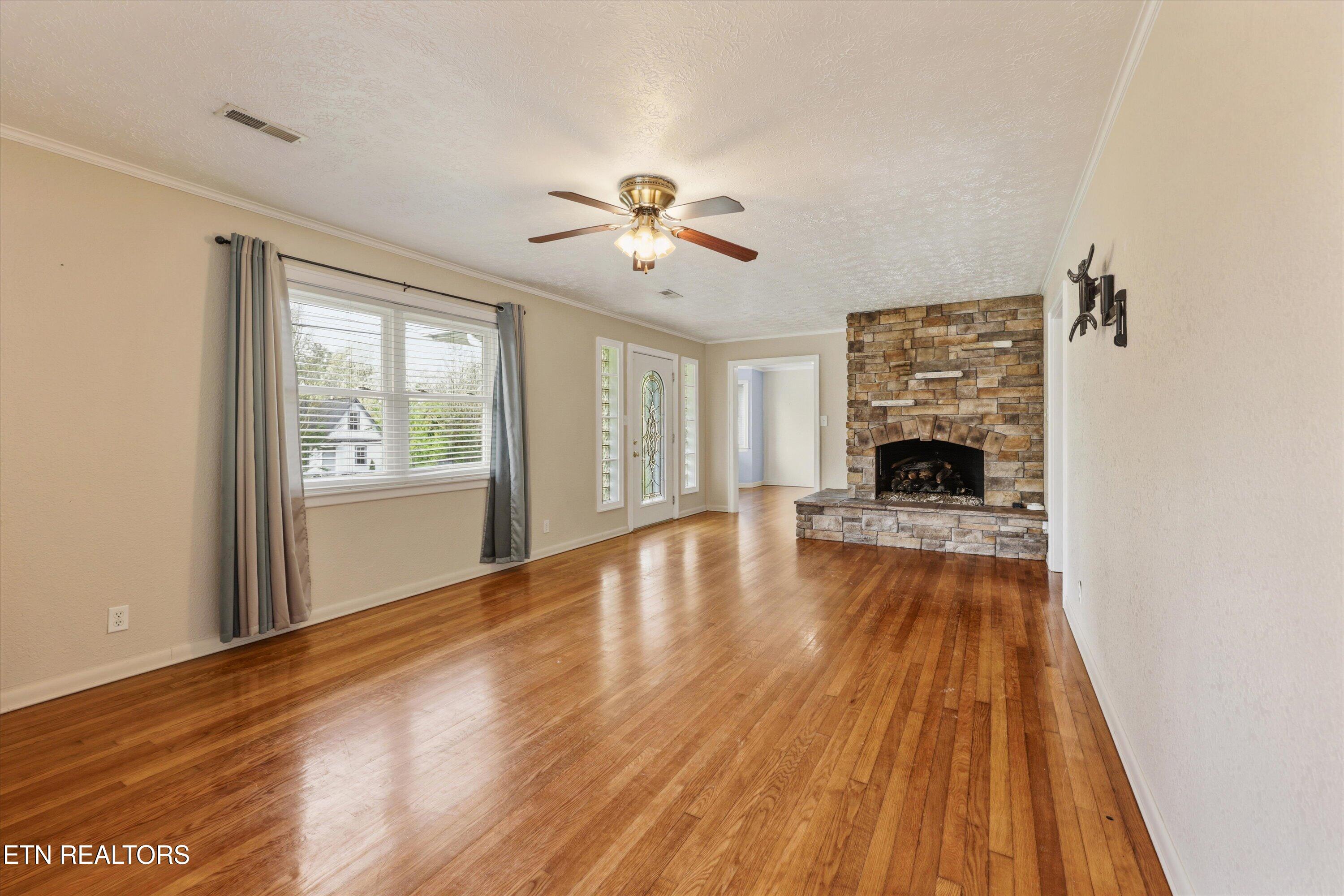 115 Spring Street Wartburg TN 37887