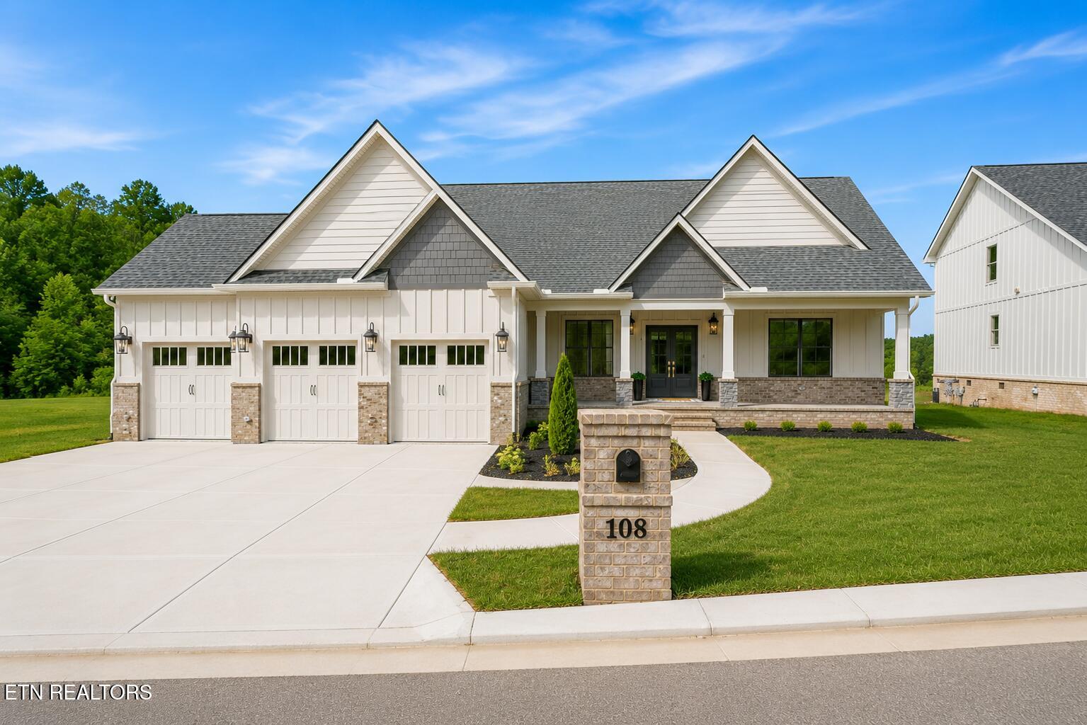 108 Cozy Manor Way Clinton TN 37716