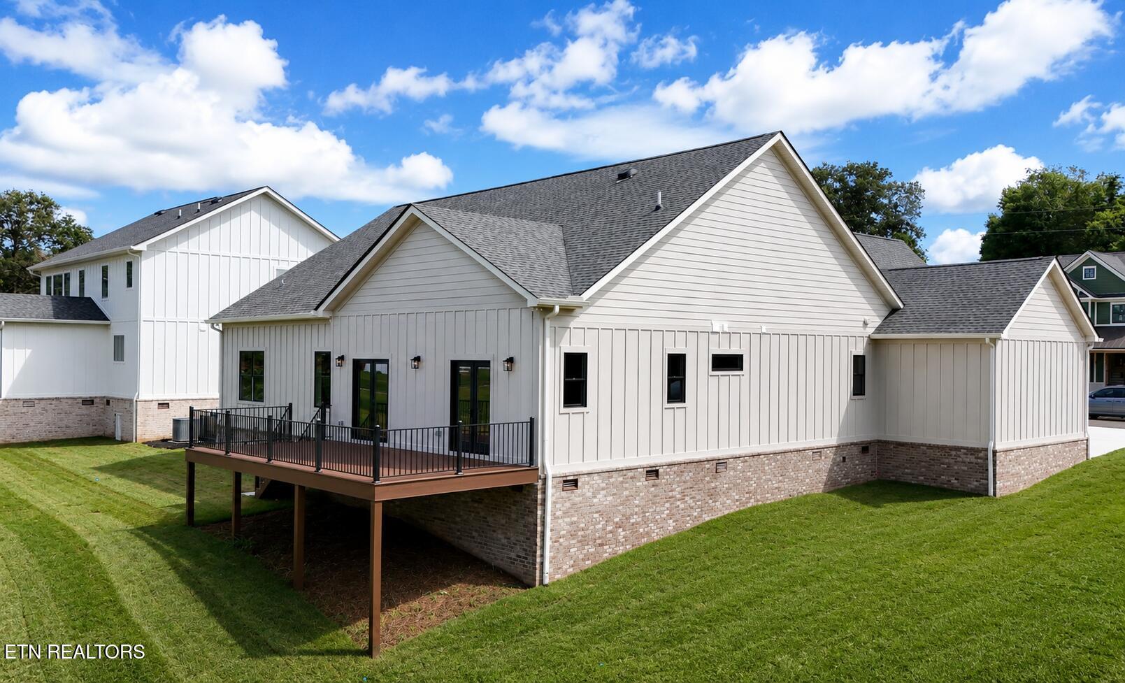 108 Cozy Manor Way Clinton TN 37716