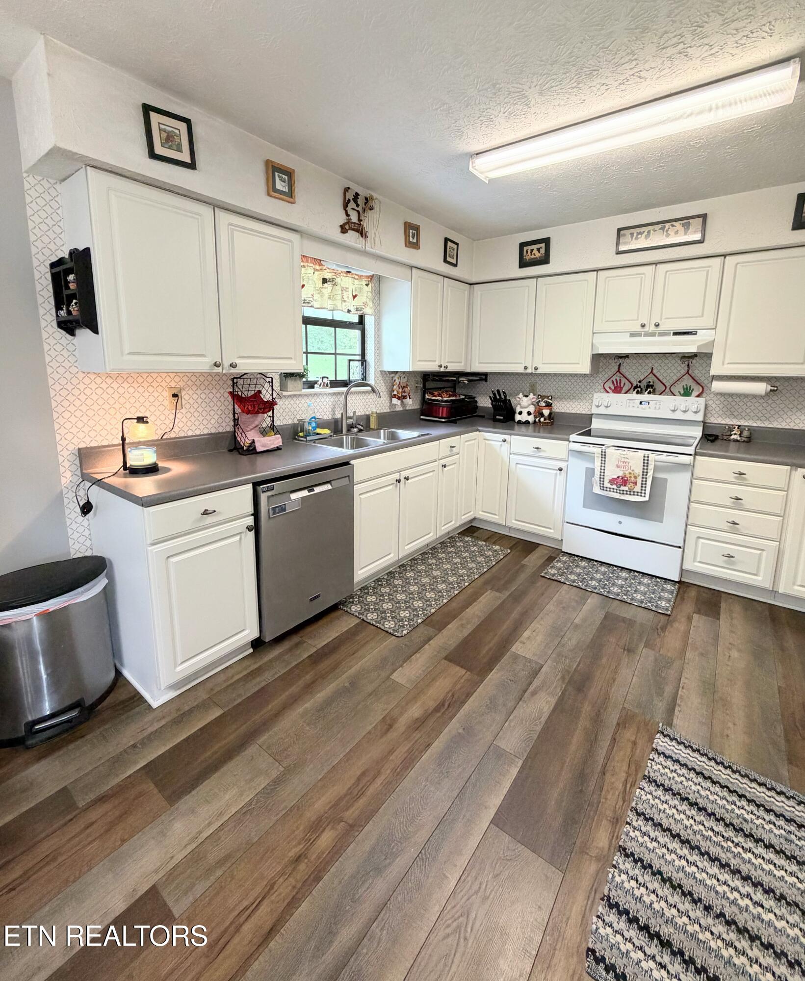 195 Booker Road Maynardville TN 37807