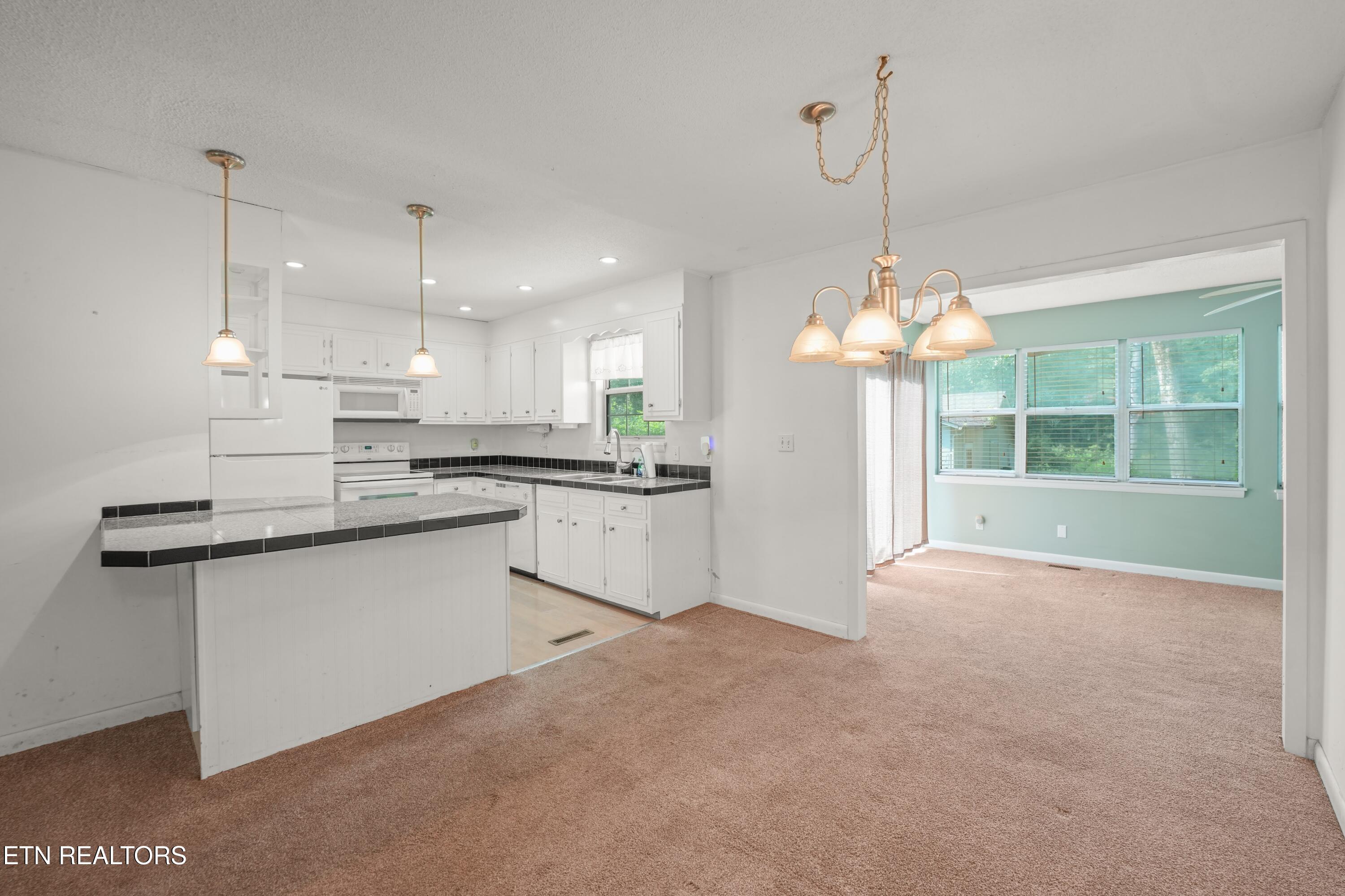 9136 Hondo Drive Crossville TN 38572