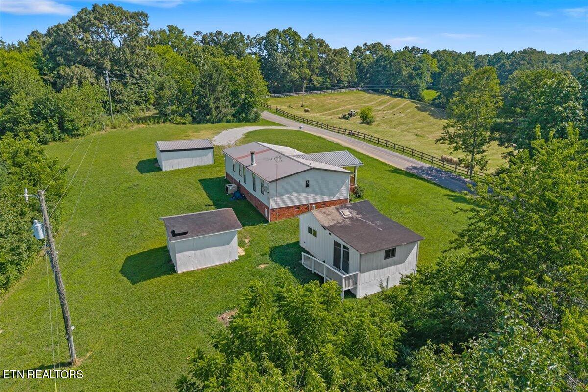 9541 Antioch Church Road Lenoir City TN 37772