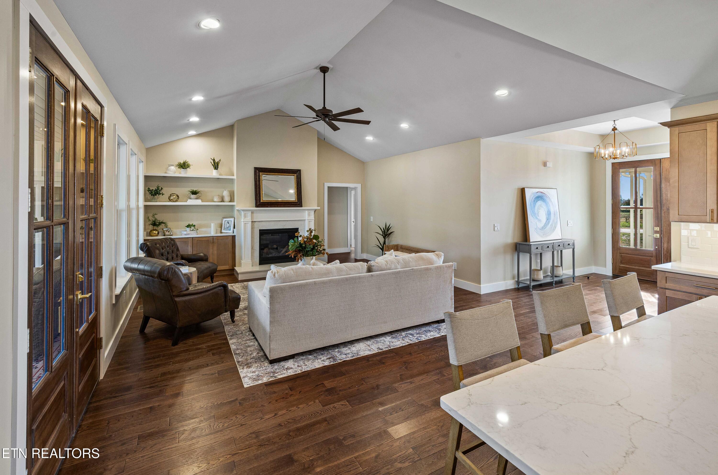 5929 John Drive Greenback TN 37742