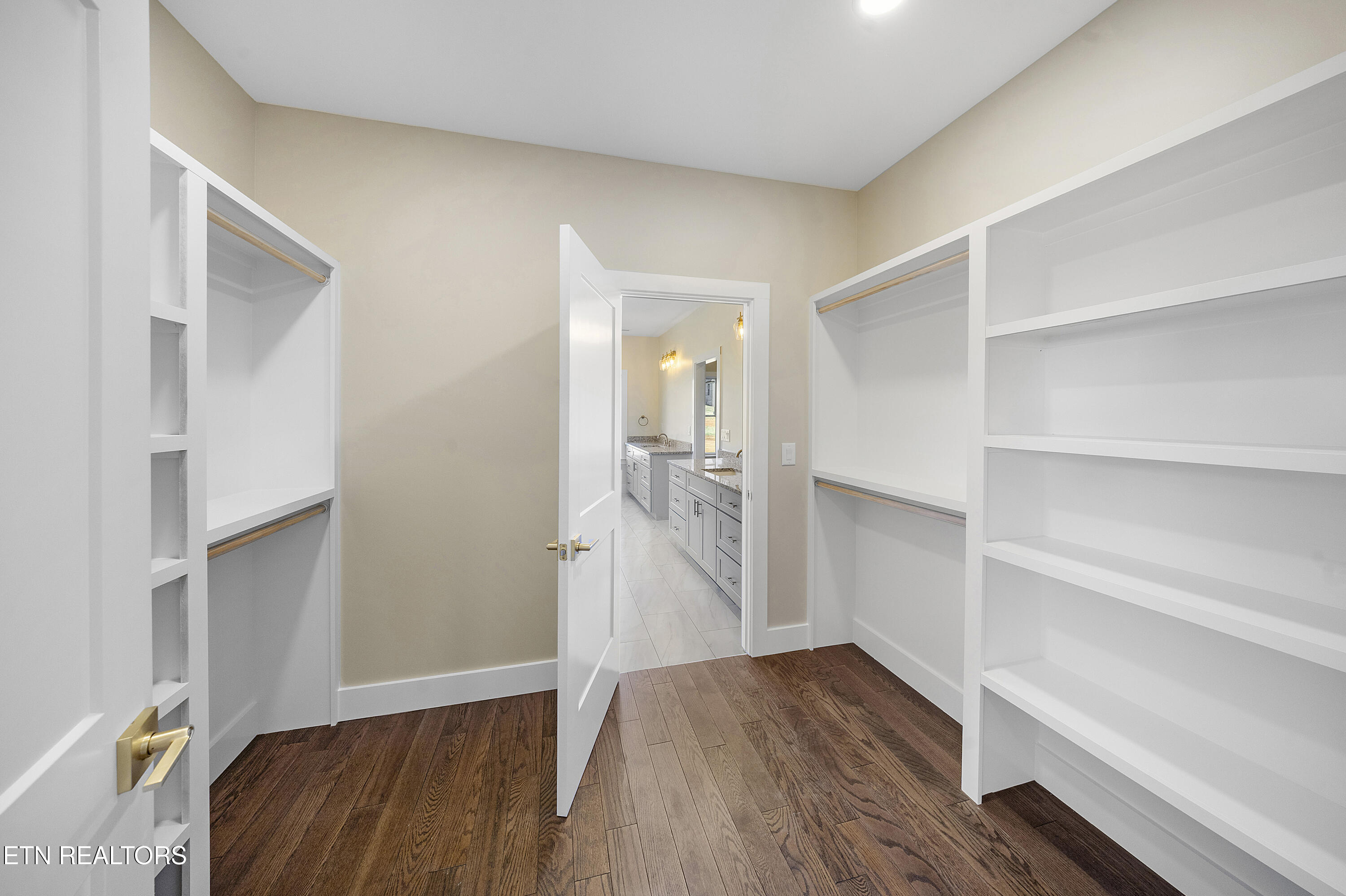 5929 John Drive Greenback TN 37742