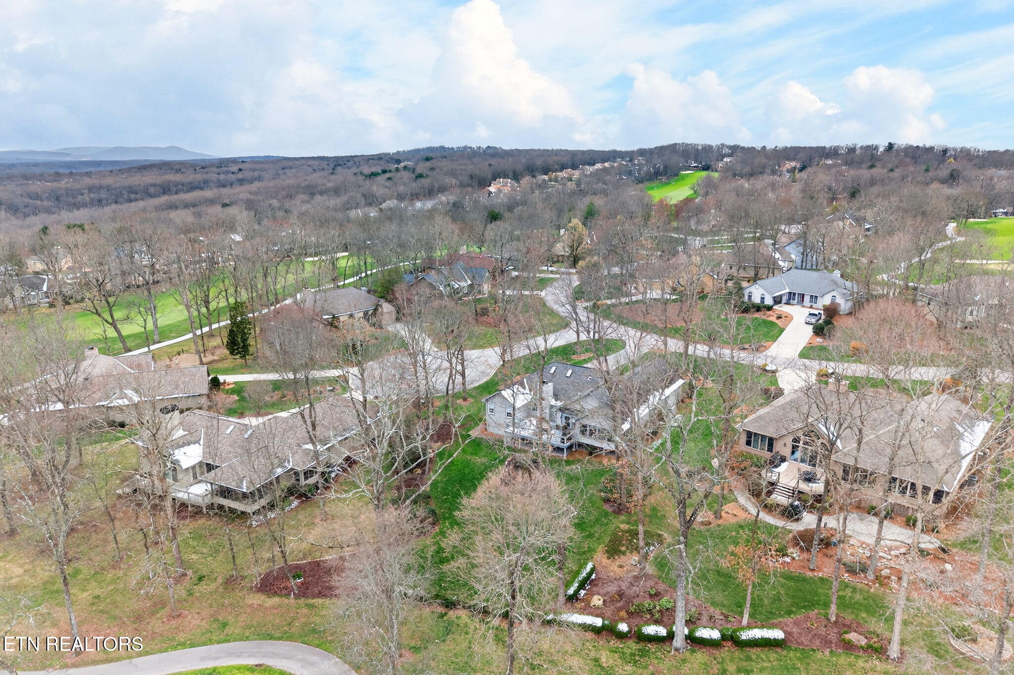 127 Stonewood Drive Crossville TN 38558