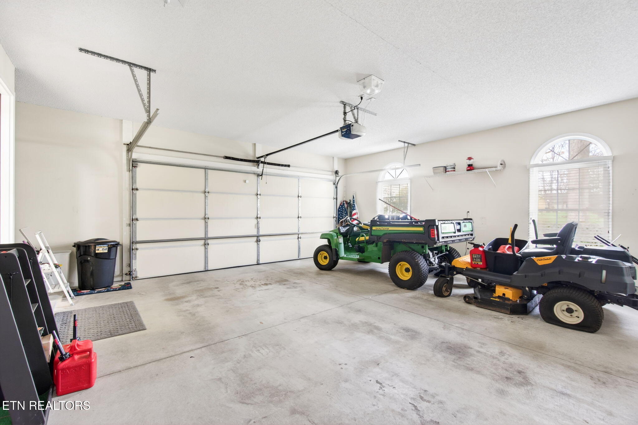 127 Stonewood Drive Crossville TN 38558