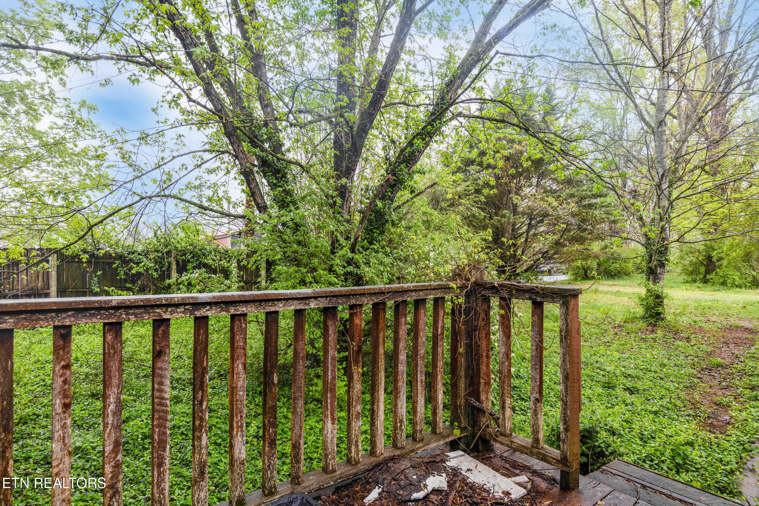 2843/2845 New Blockhouse Road Maryville TN 37803