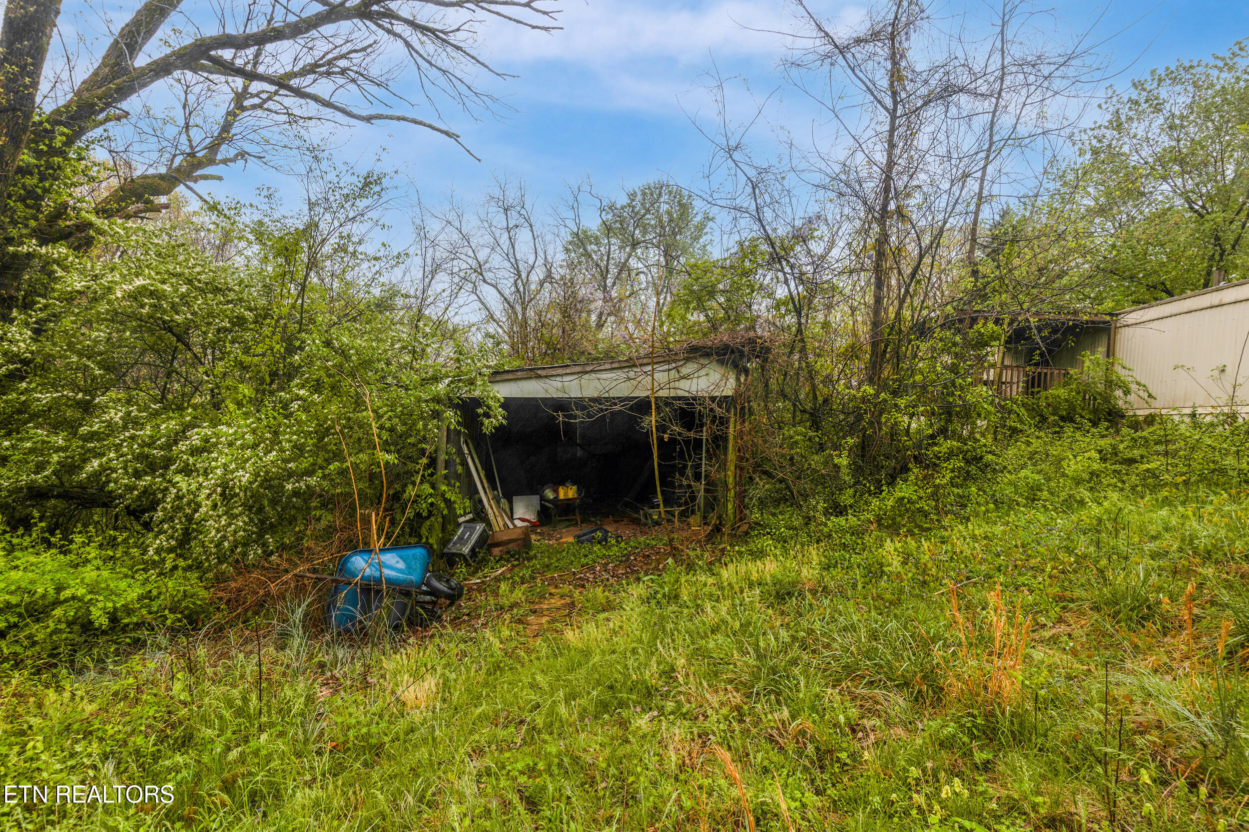 2843/2845 New Blockhouse Road Maryville TN 37803