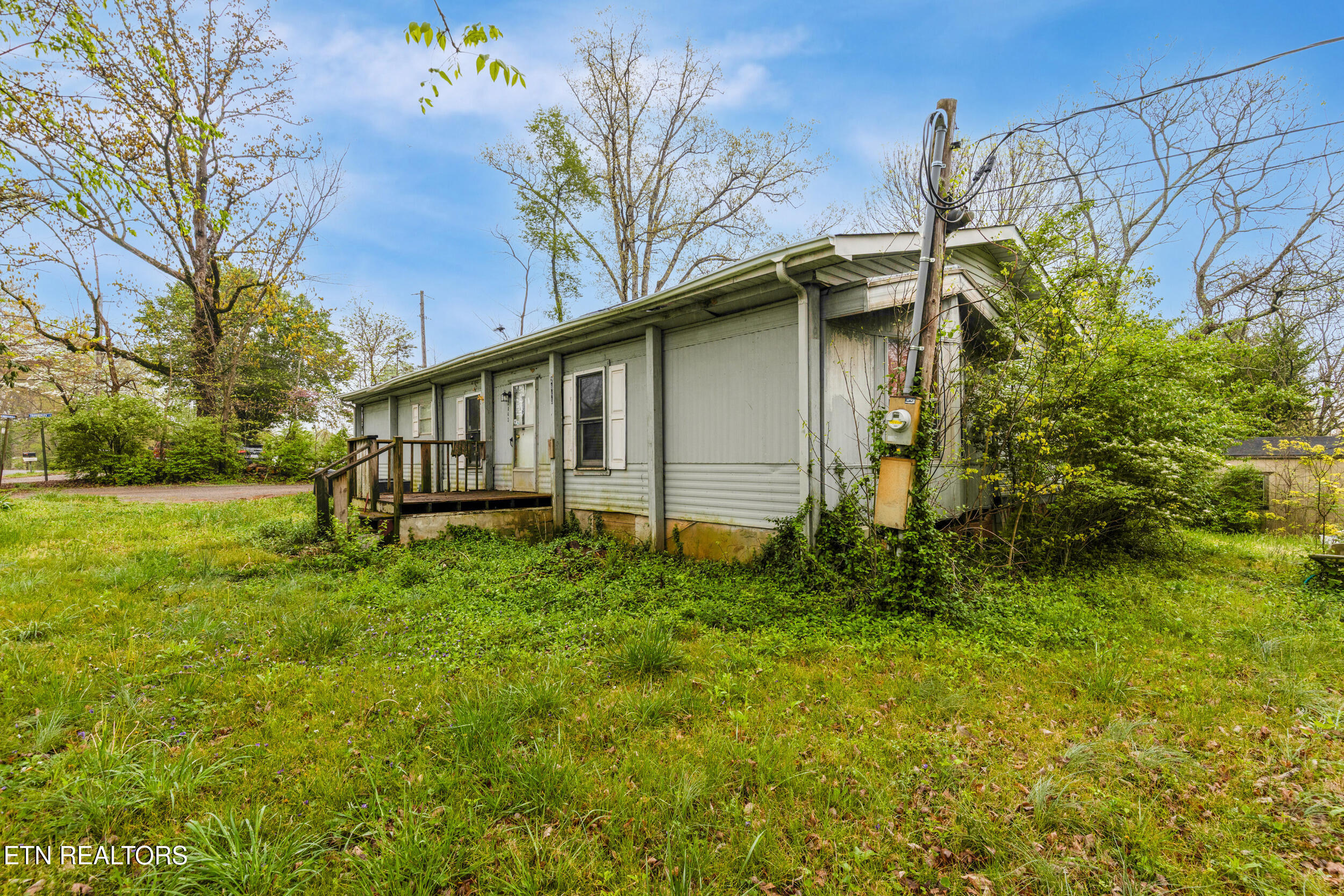 2843/2845 New Blockhouse Road Maryville TN 37803