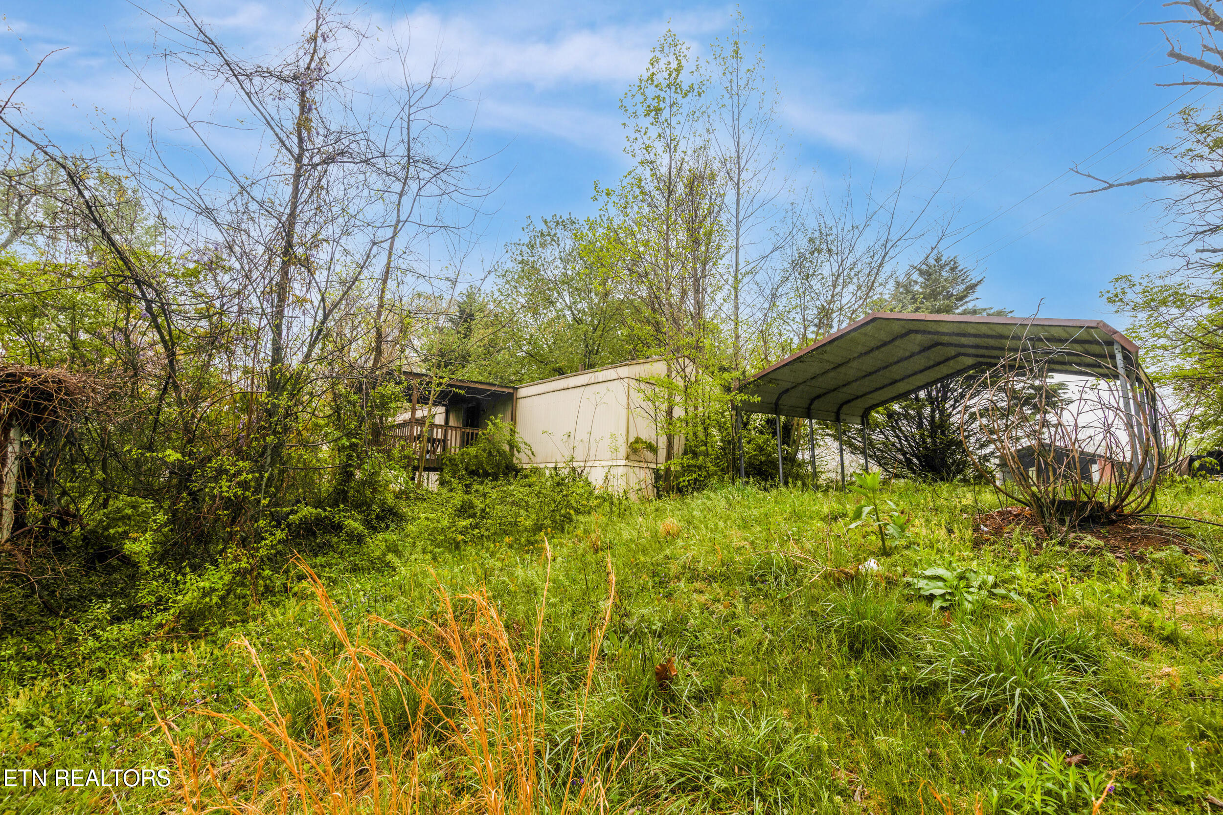 2843/2845 New Blockhouse Road Maryville TN 37803