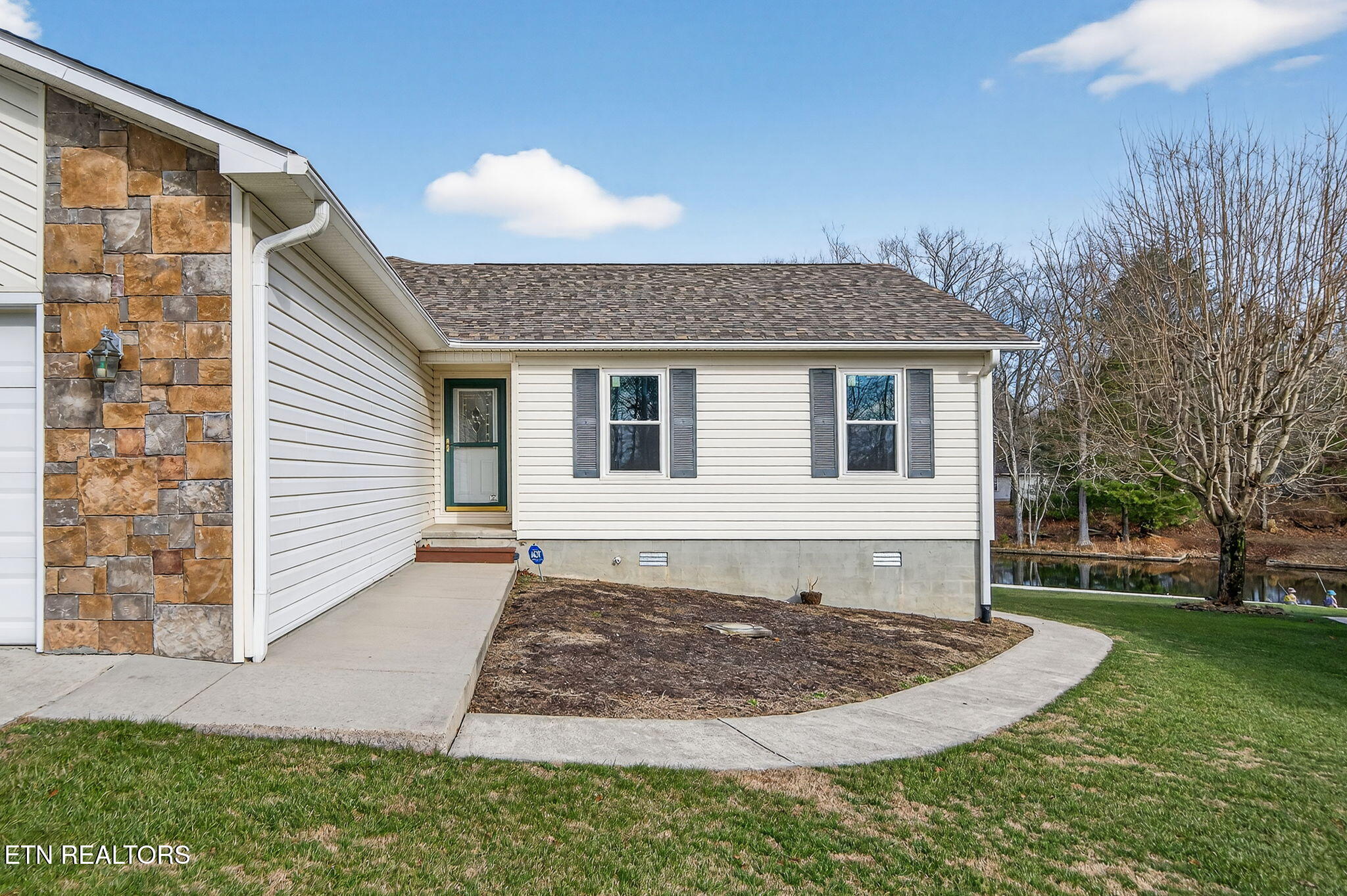 124 Peace Pipe Bend Crossville TN 38572
