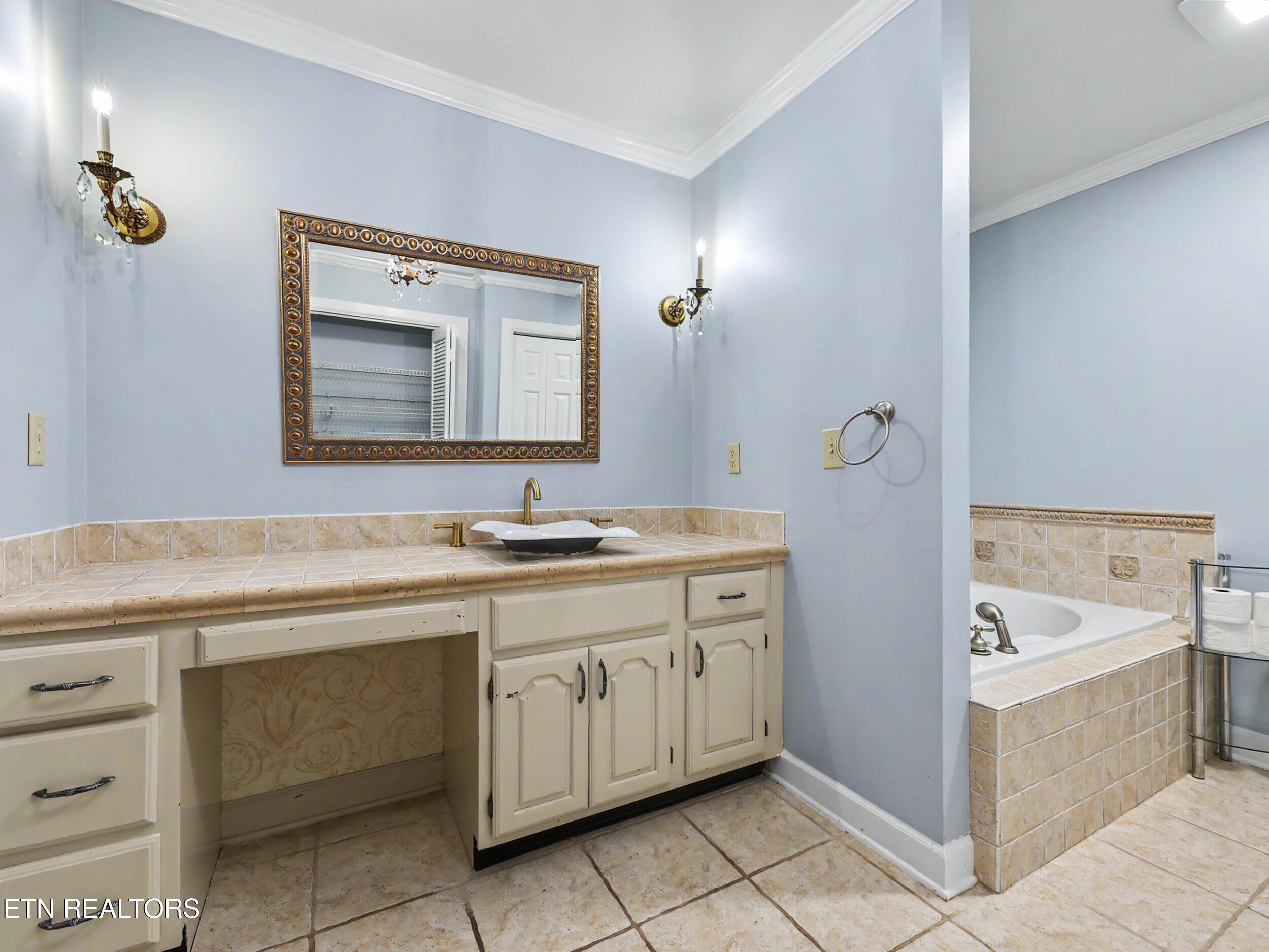 1320 Dunbarton Drive Maryville TN 37803