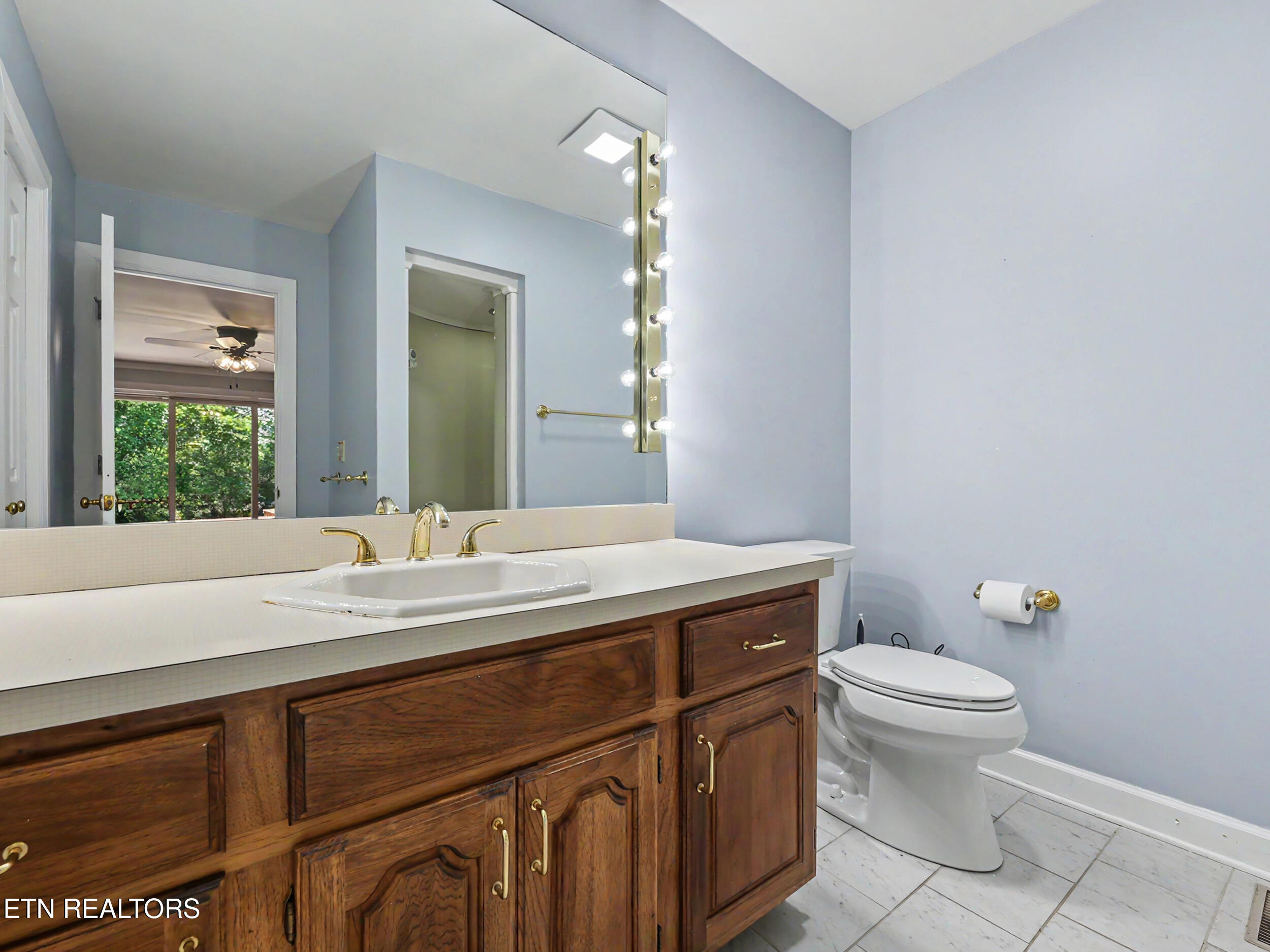 1320 Dunbarton Drive Maryville TN 37803