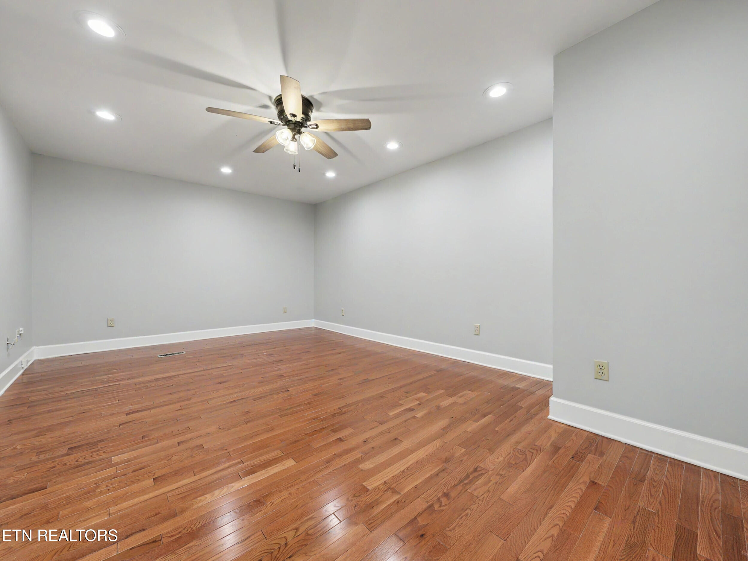 1320 Dunbarton Drive Maryville TN 37803