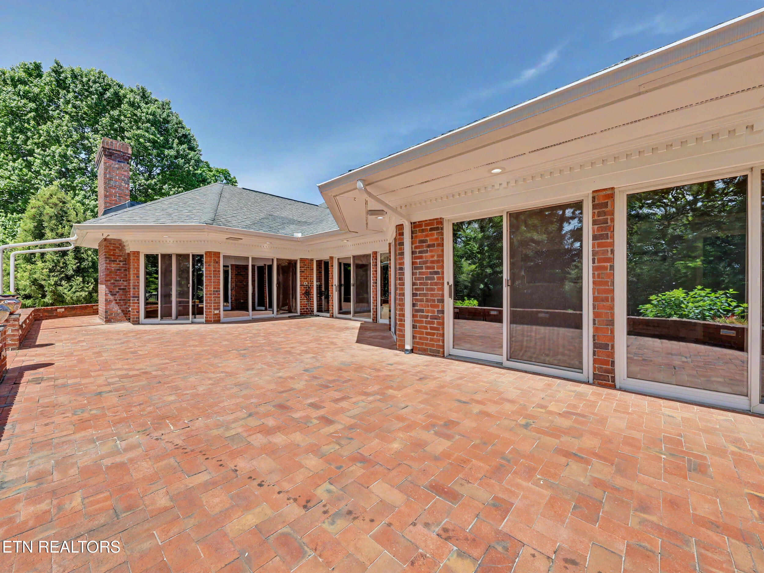 1320 Dunbarton Drive Maryville TN 37803