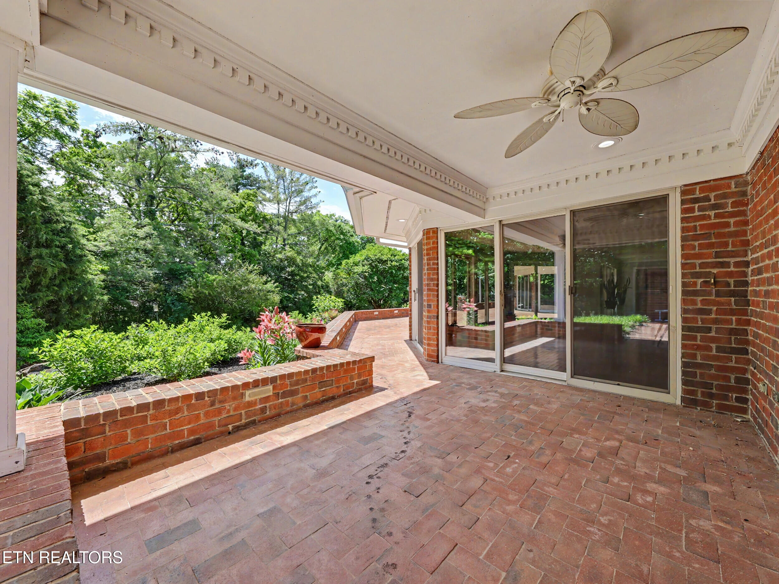 1320 Dunbarton Drive Maryville TN 37803