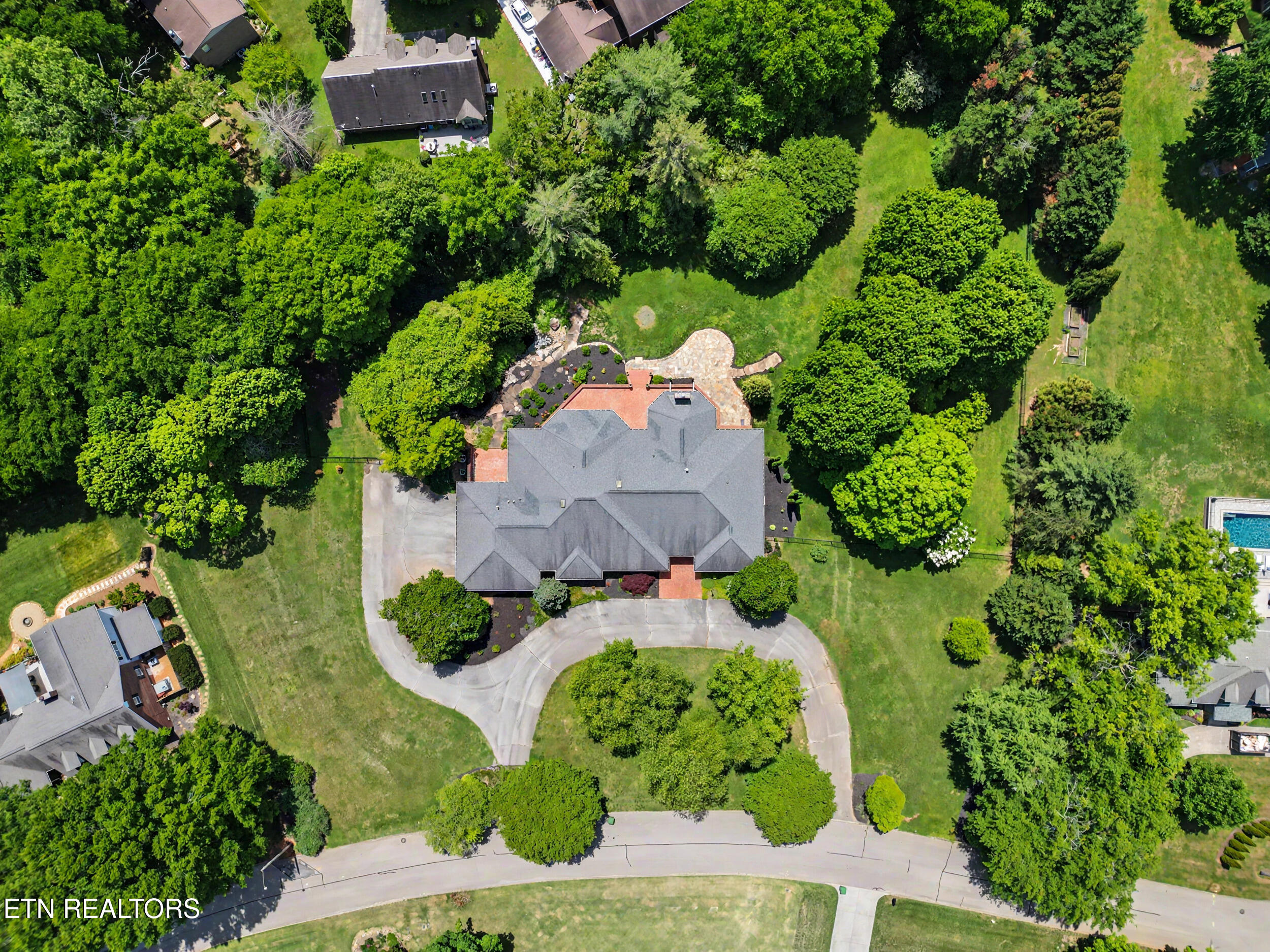 1320 Dunbarton Drive Maryville TN 37803