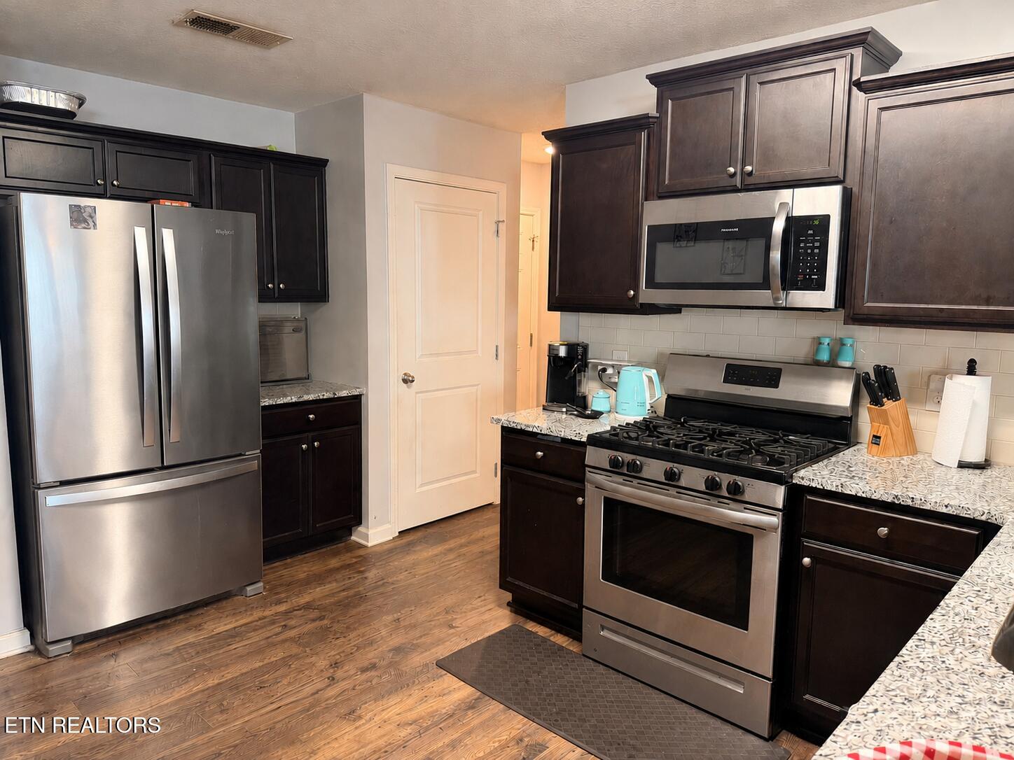 9443 Avian Forest Lane Heiskell TN 37754